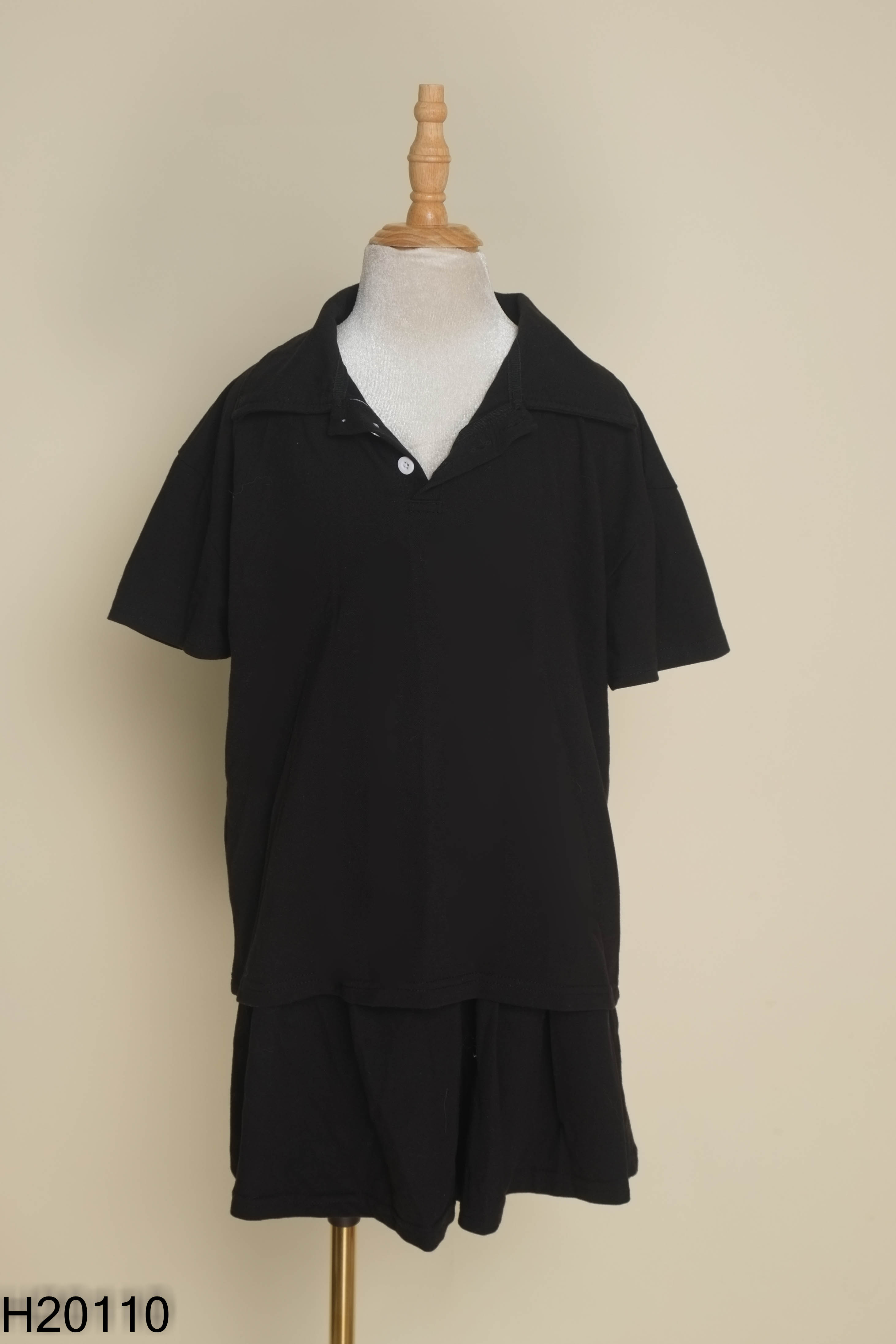 Set Áo polo đen trơn + chân váy KIDS