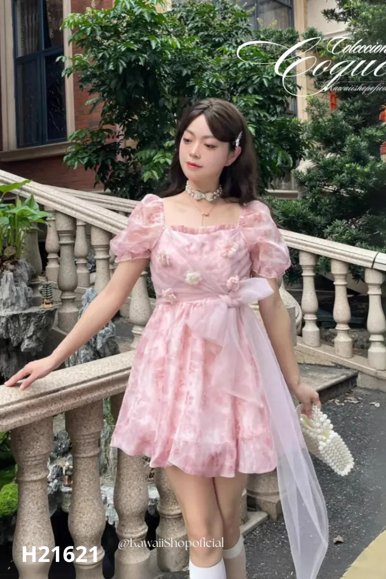 Váy voan hồng loang