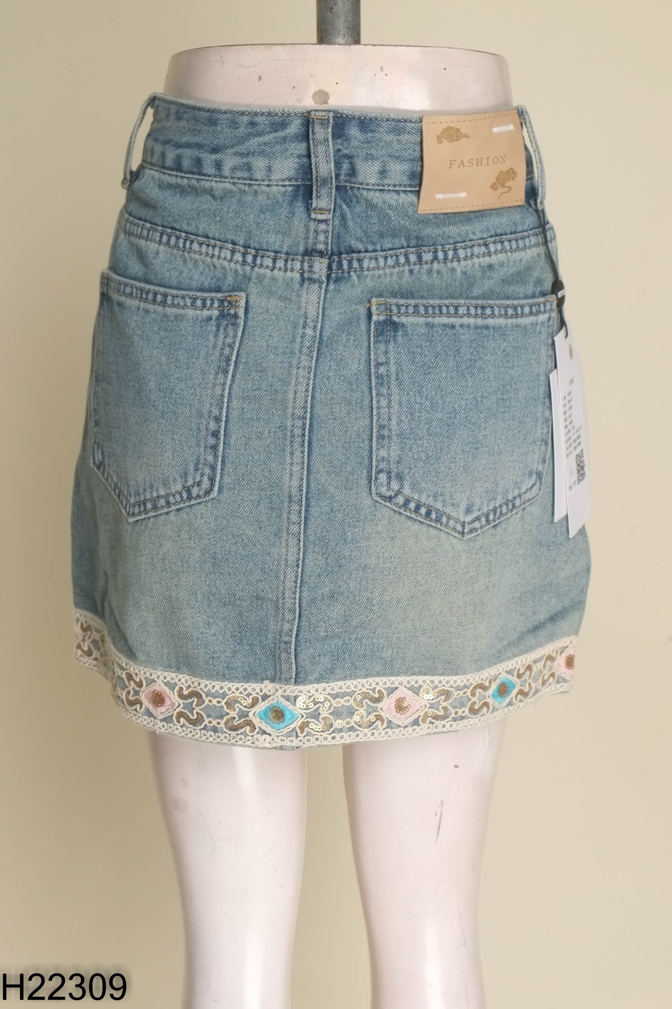 NEWTAG Chân váy jeans xanh chữ A