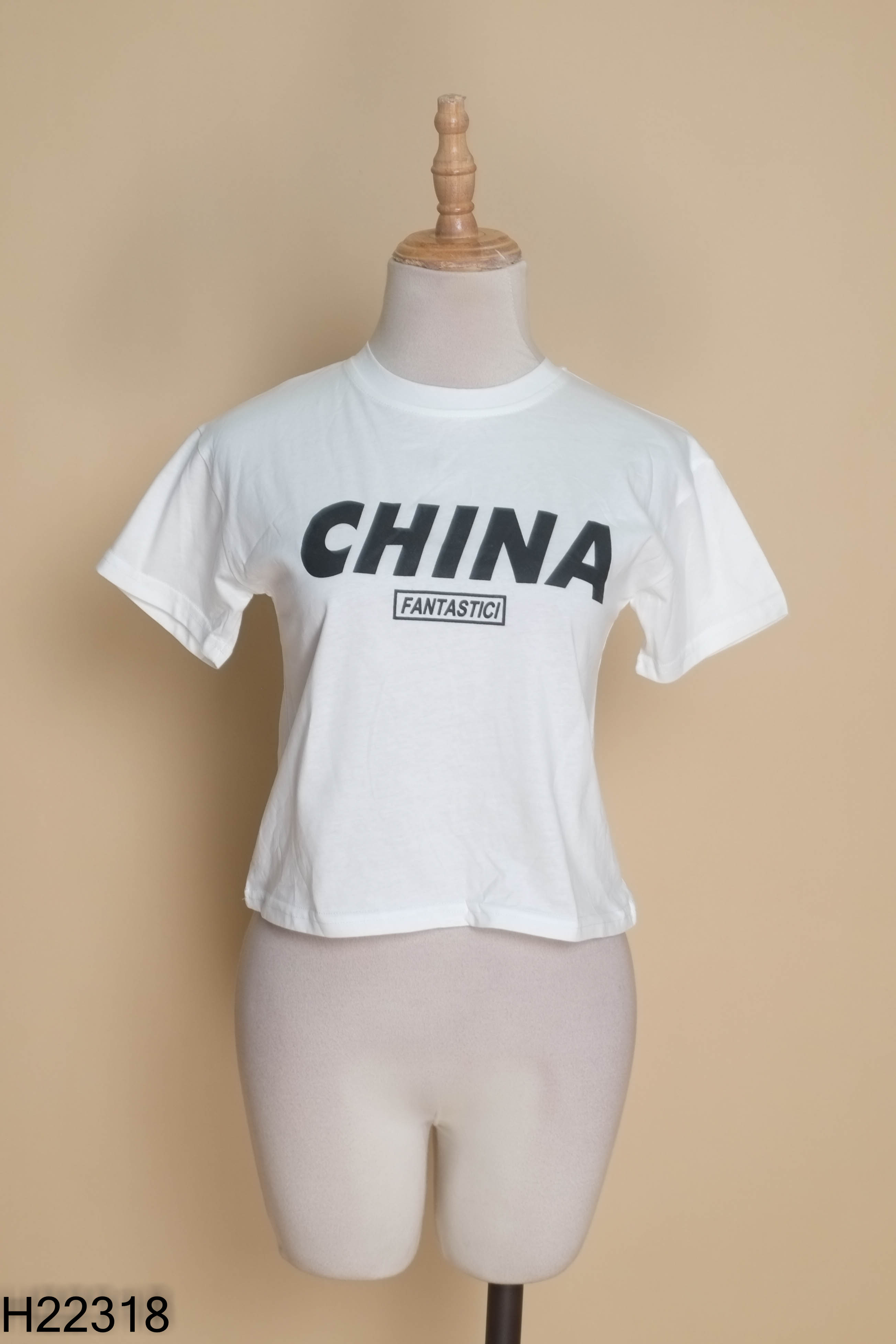 NEWTAG Áo phông trắng in chữ