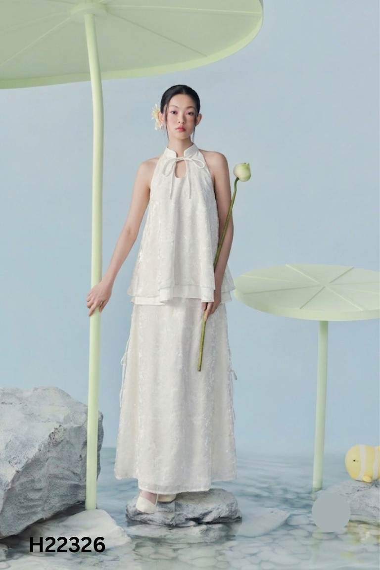 NEWTAG Set NAKED BY V be áo kiểu + chân váy