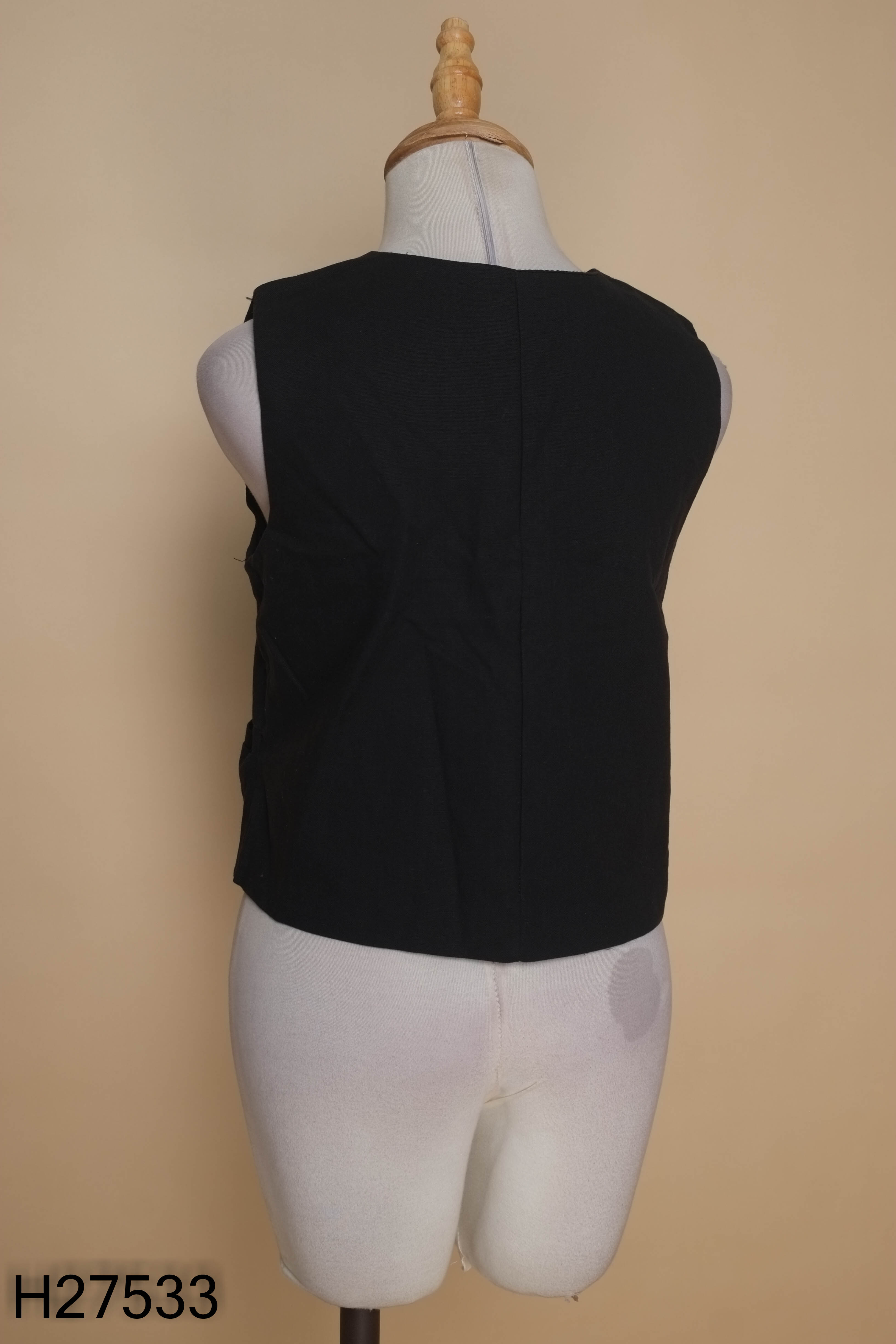 Áo vest thô đen