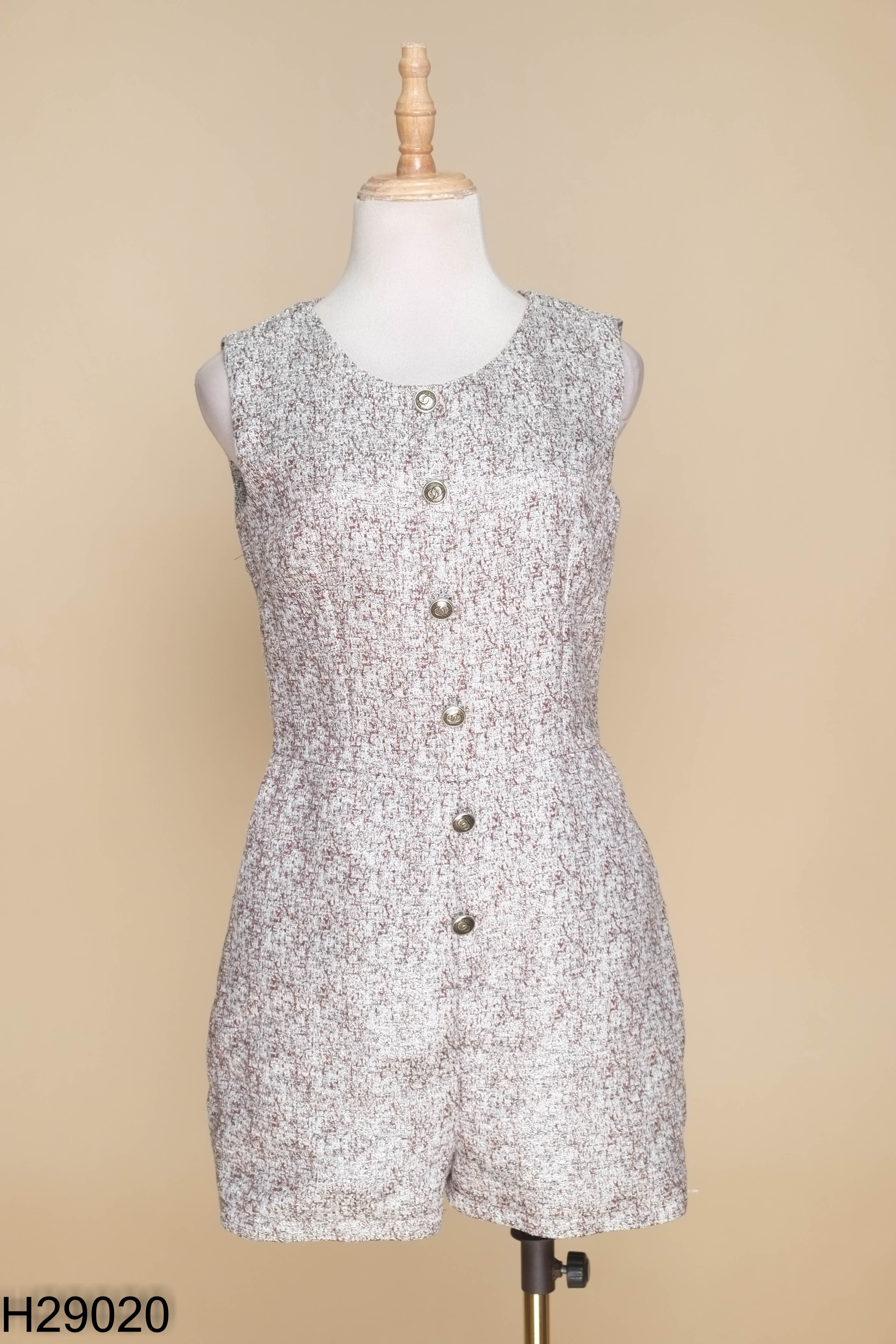 Váy tweed trắng nâu sát nách