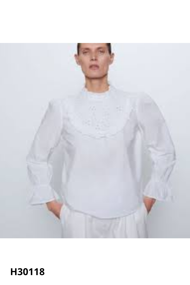 Áo ZARA trắng cổ bèo