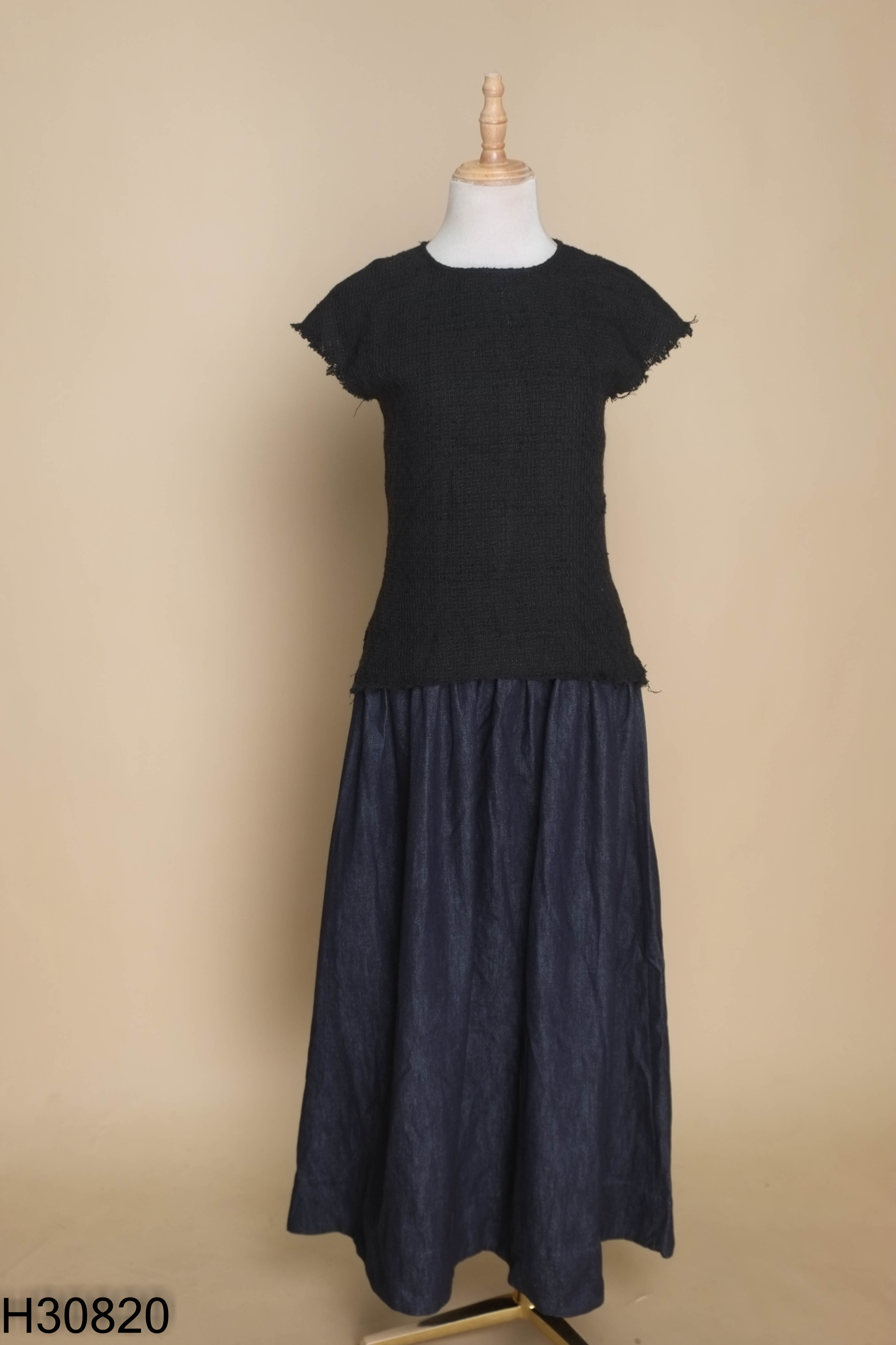 H3082010847-NEWTAG Váy jeans xanh ZARA phối dạ đen