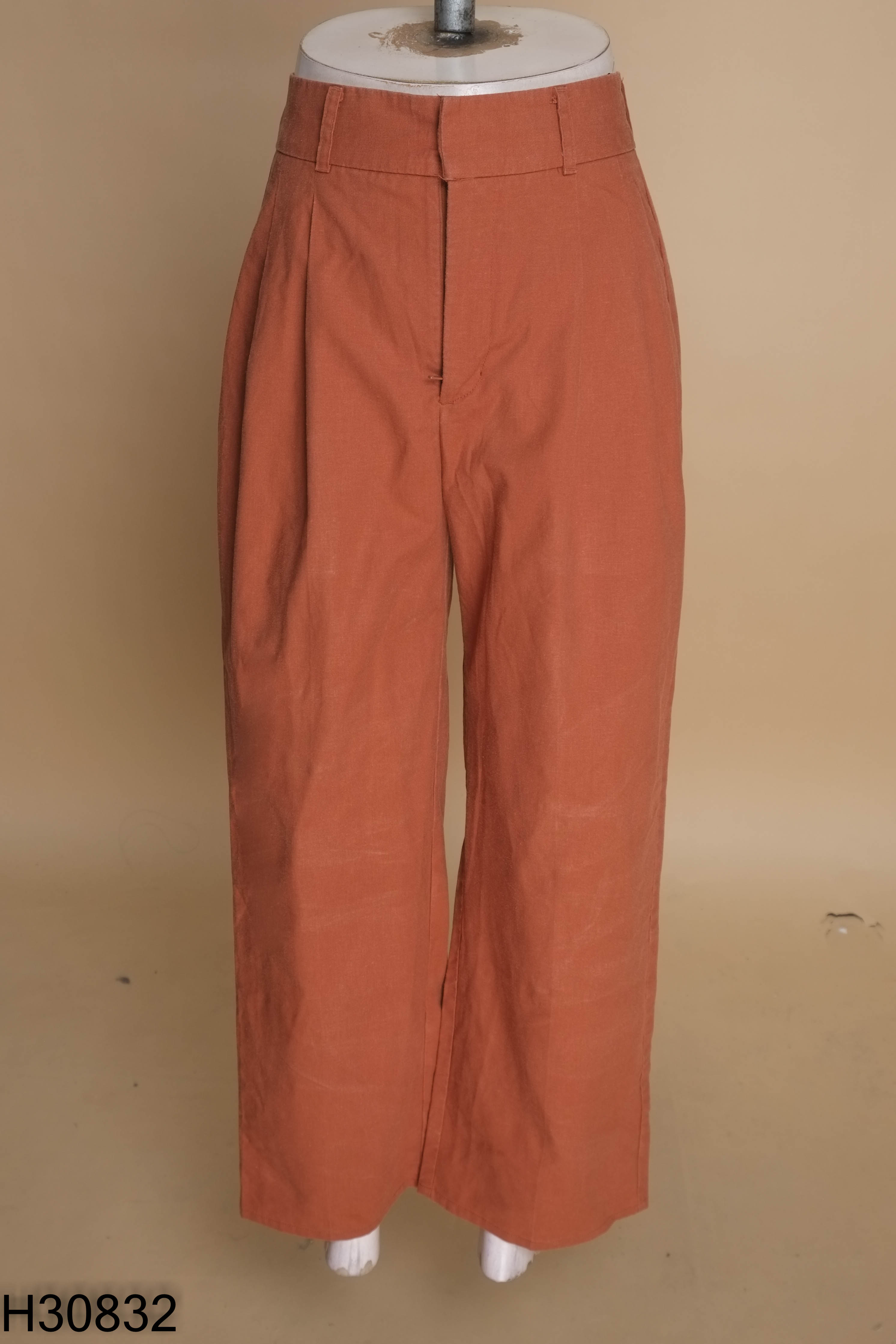 Quần linen UNIQLO nâu cam