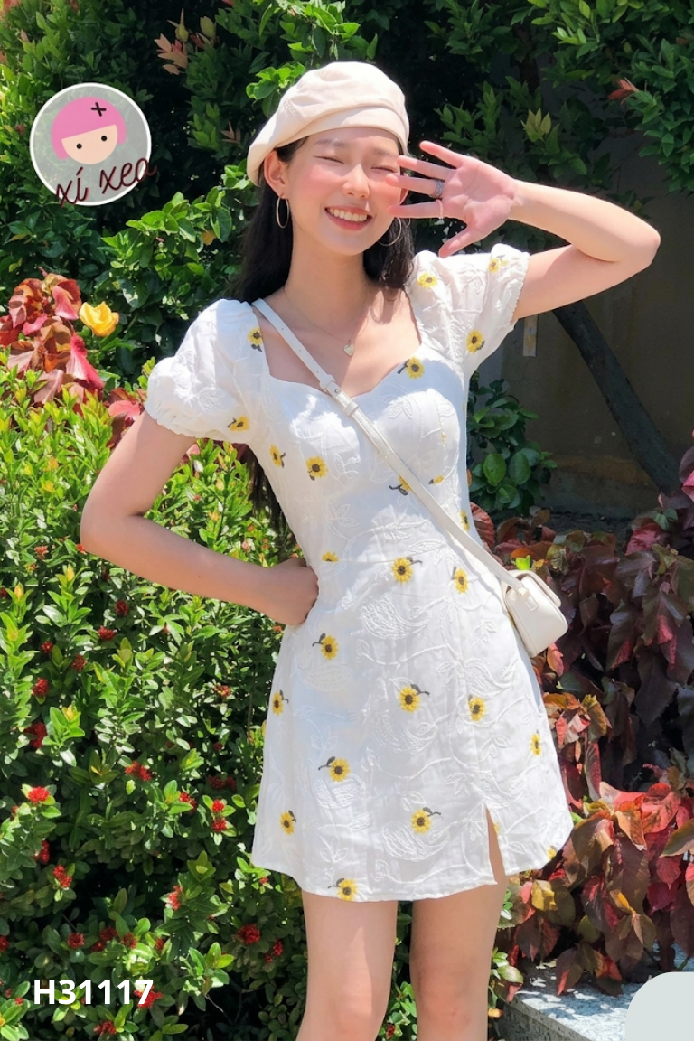 Váy trắng thêu hoa hướng dương