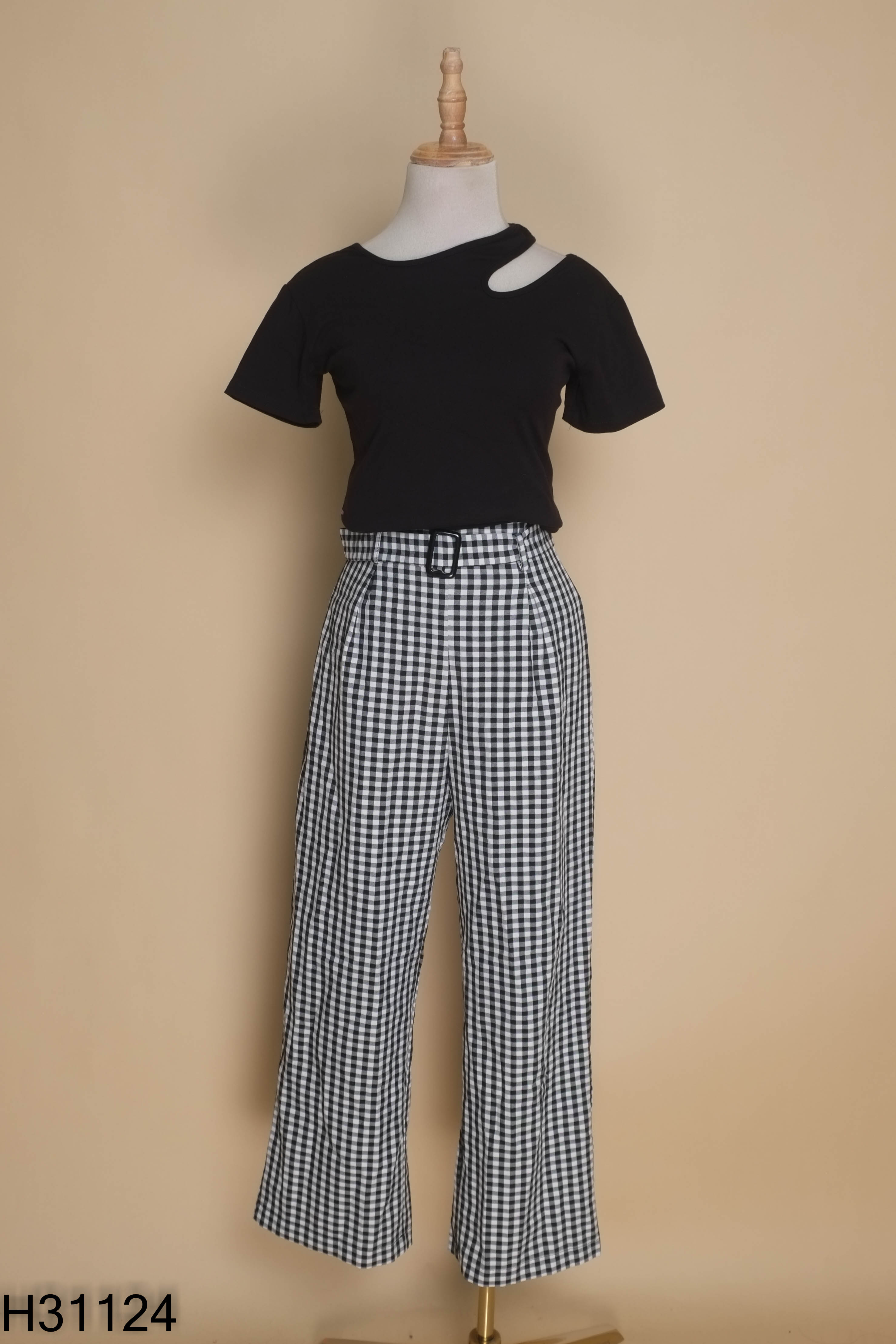 Set thun đen+quần kẻ ô JDM