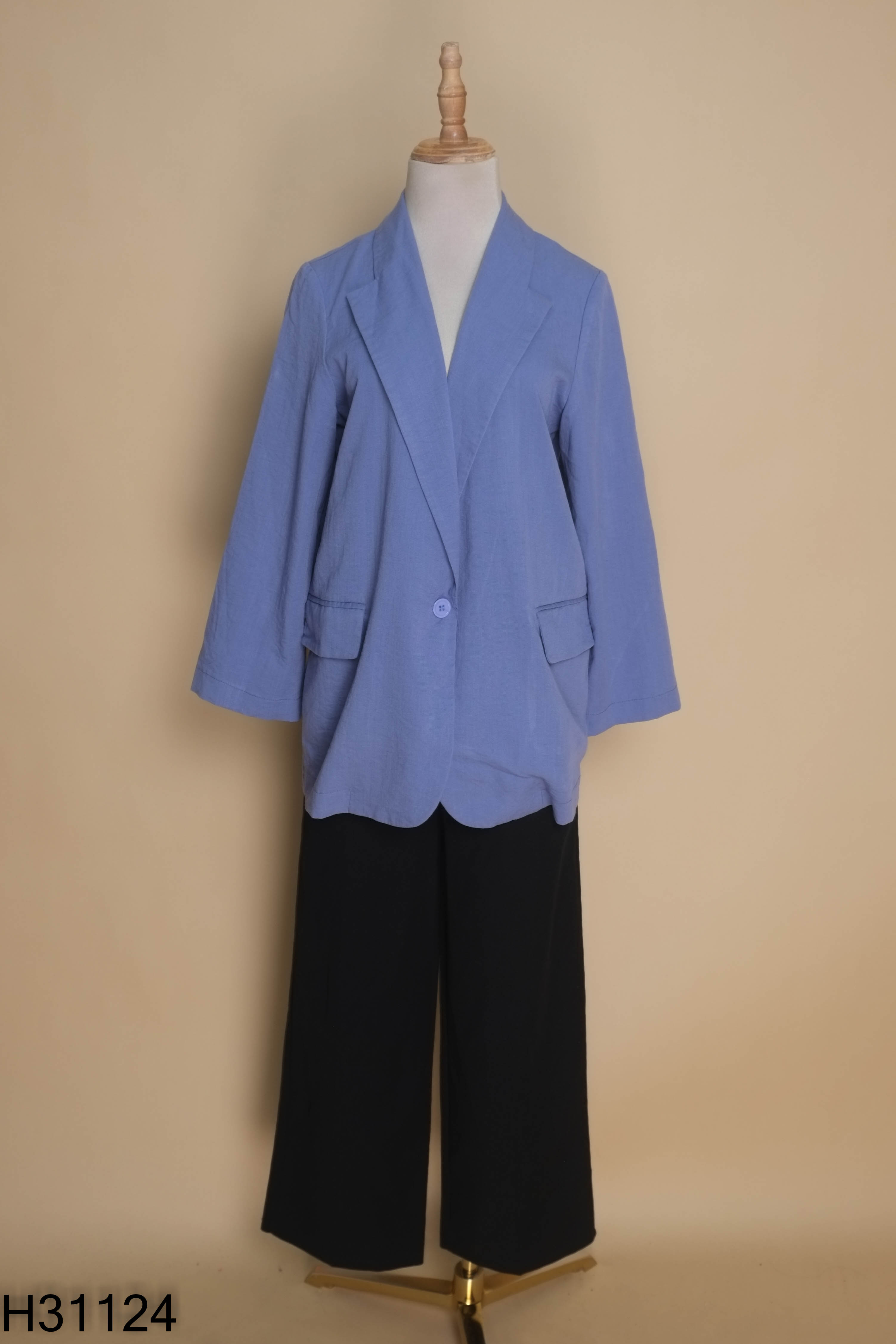 NEWTAG set áo xanh+quần suông đen