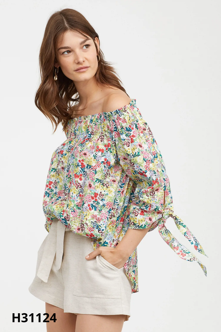 Áo trễ vai xanh hoa H&M