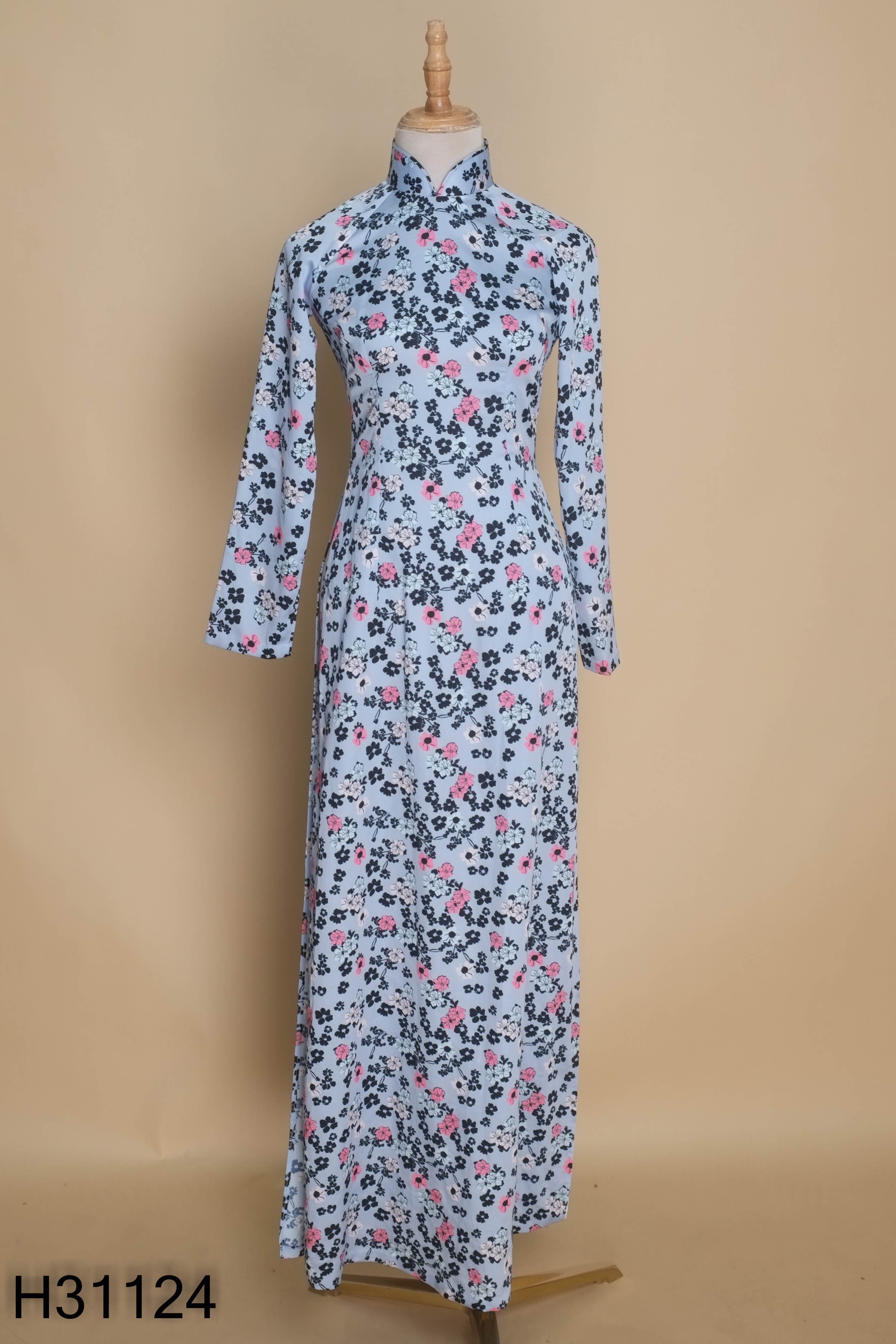 Áo dài xanh hoa