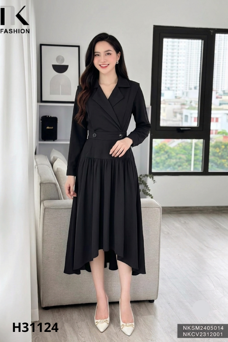 Váy đen dài tay cổ vest