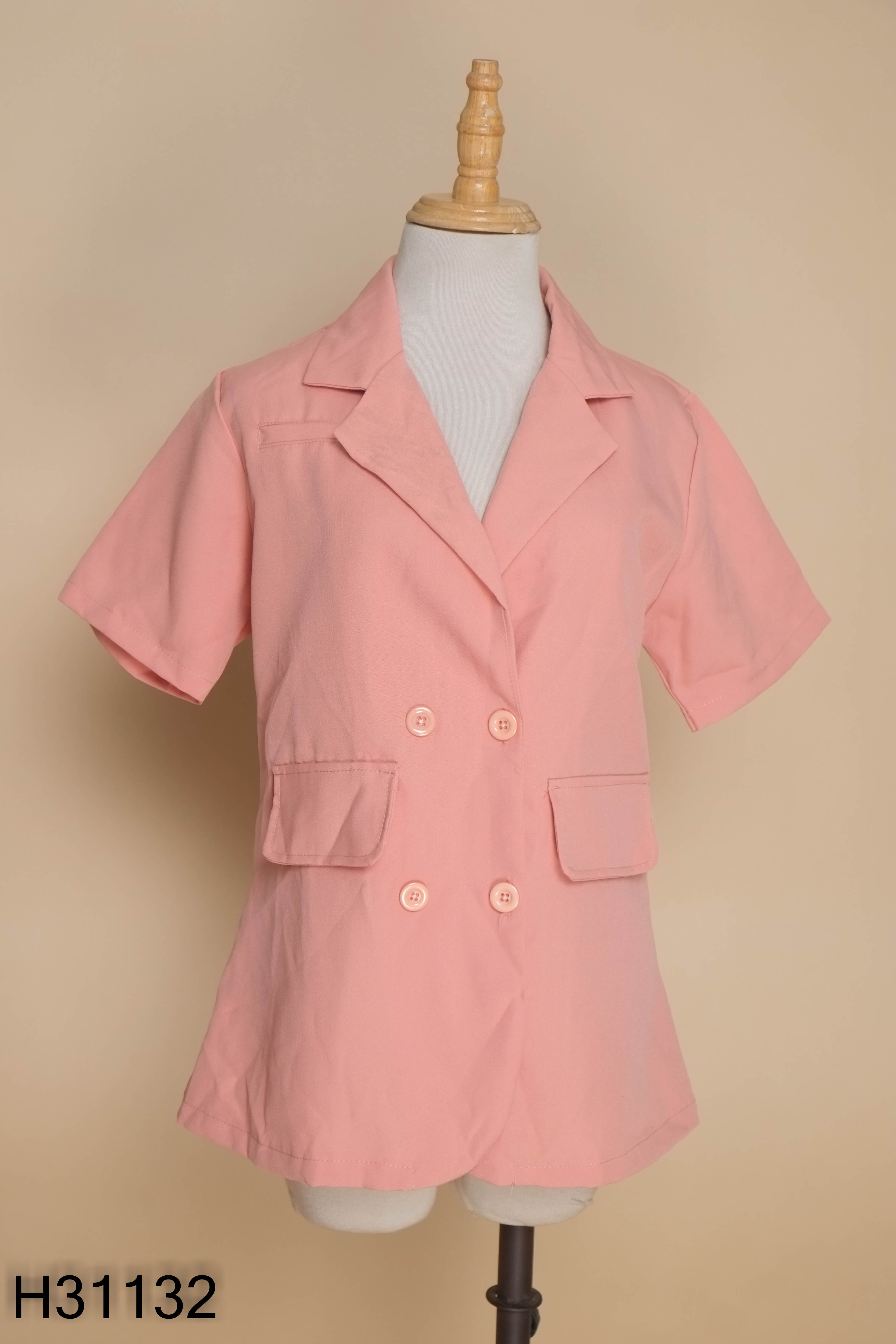 Áo blazer hồng trơn tay ngắn