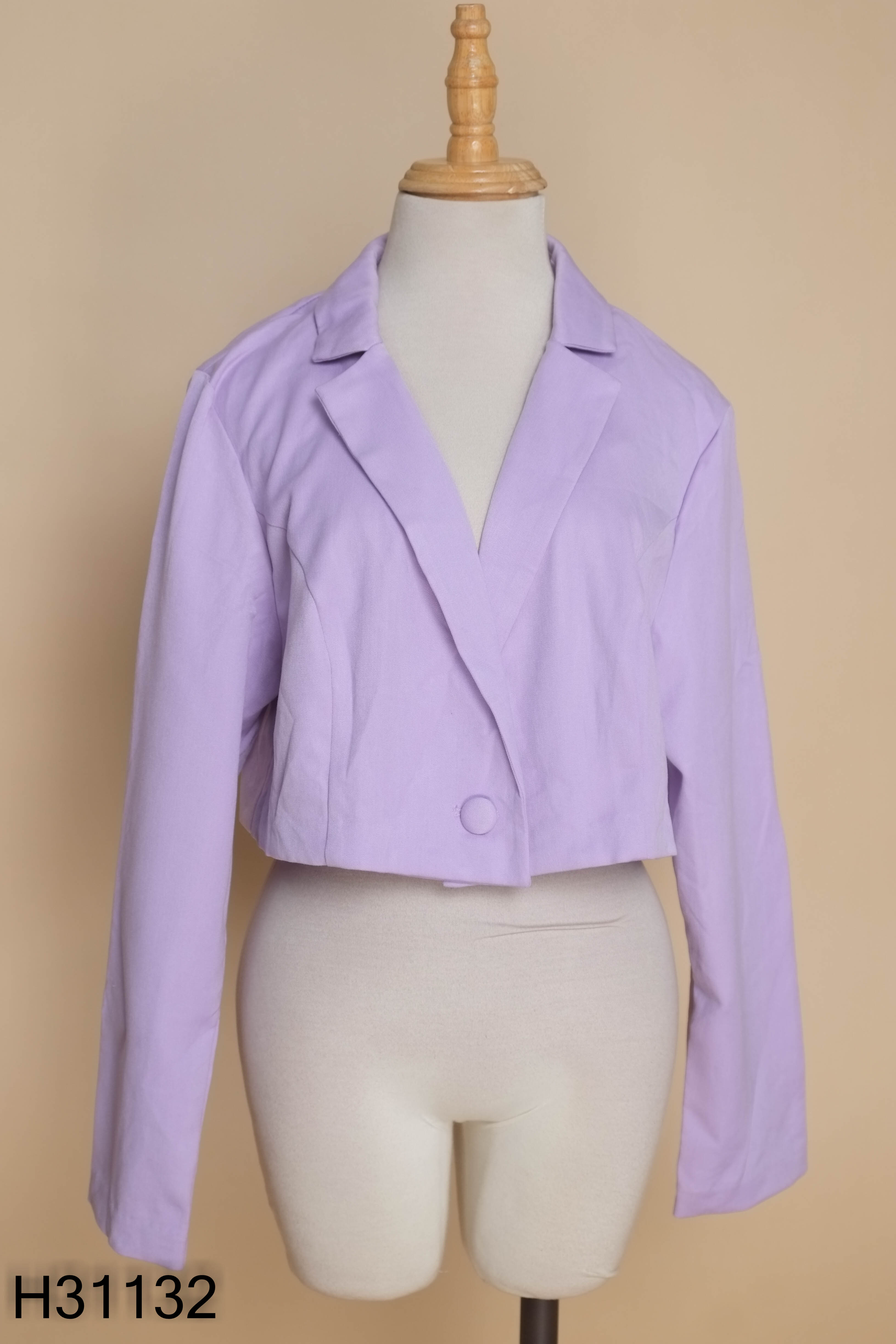 Áo blazer croptop tím DIVIDED