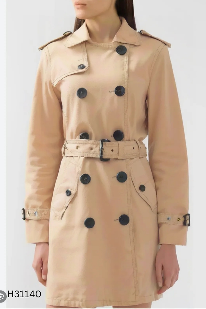 Áo khoác GAP be dáng dài