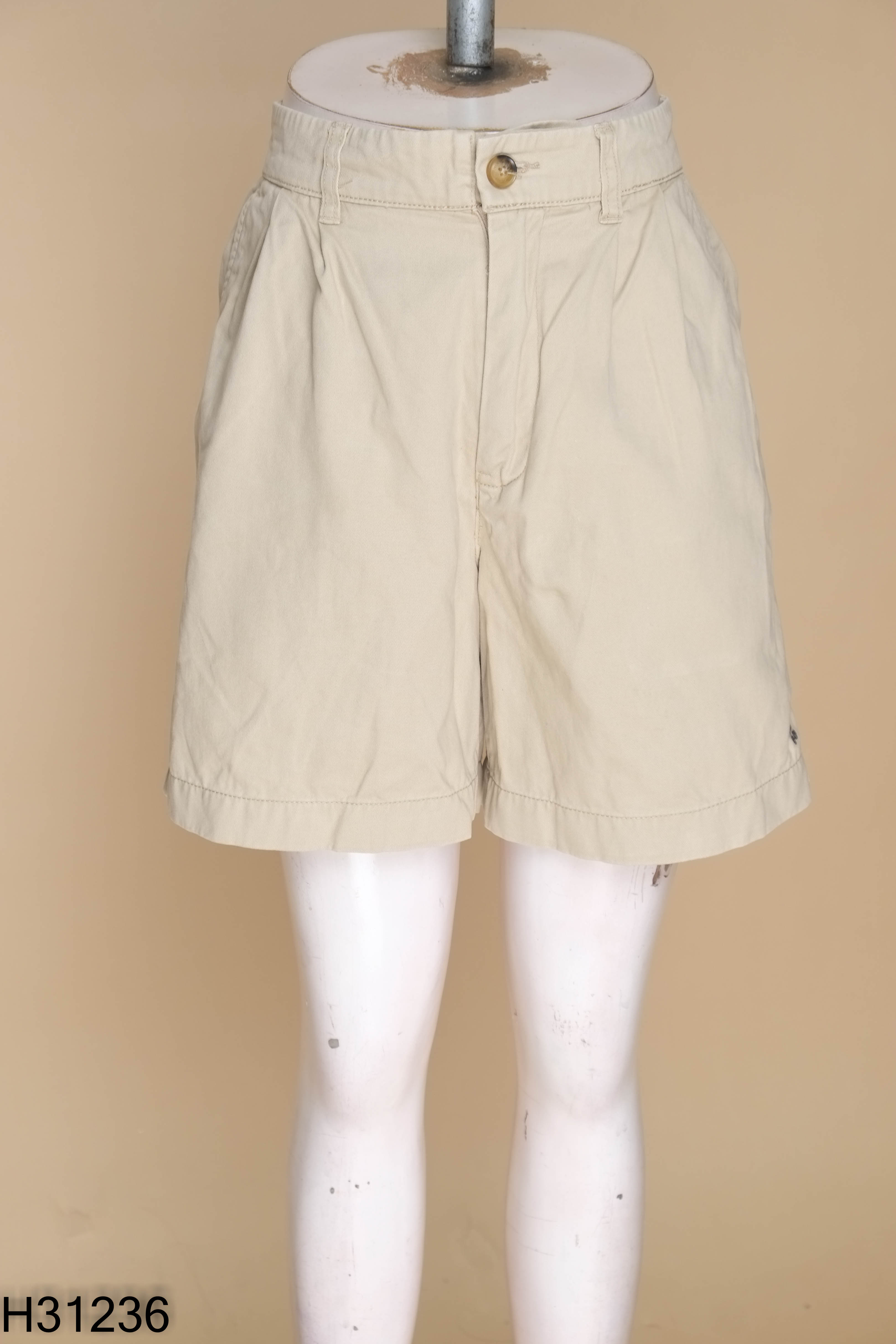 Quần shorts kaki nâu WHO.AU