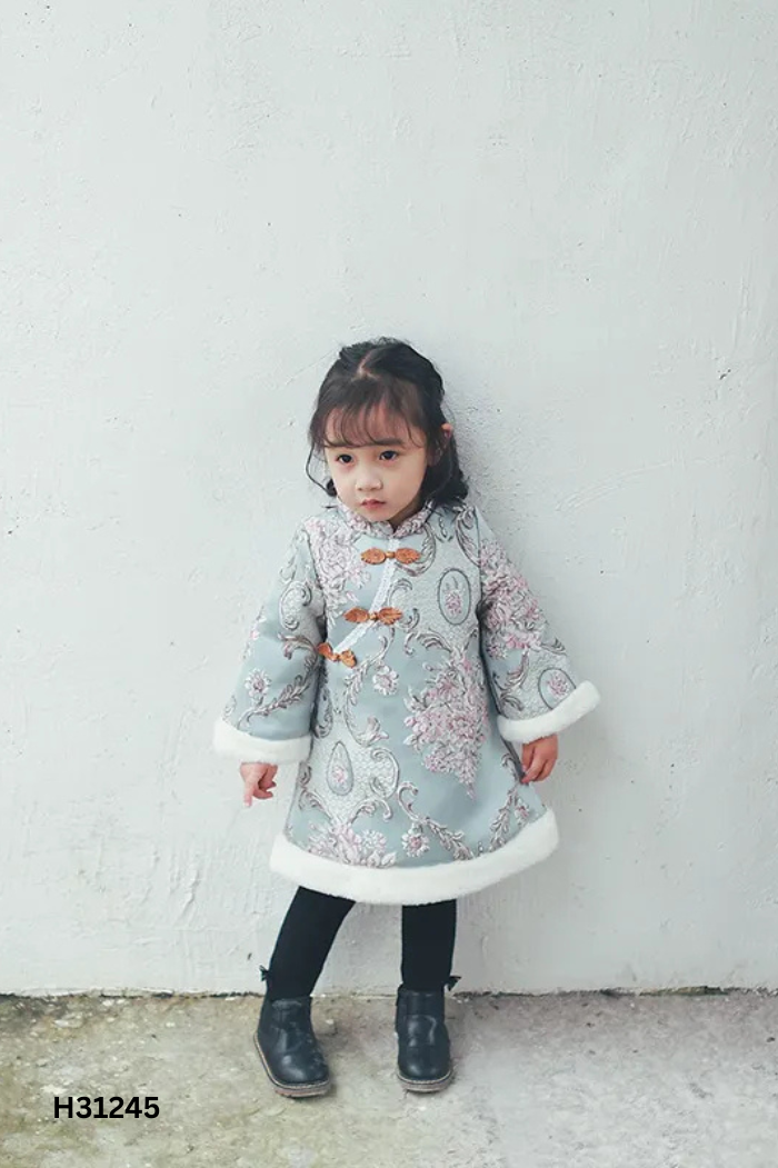 Váy xanh lót bông KID