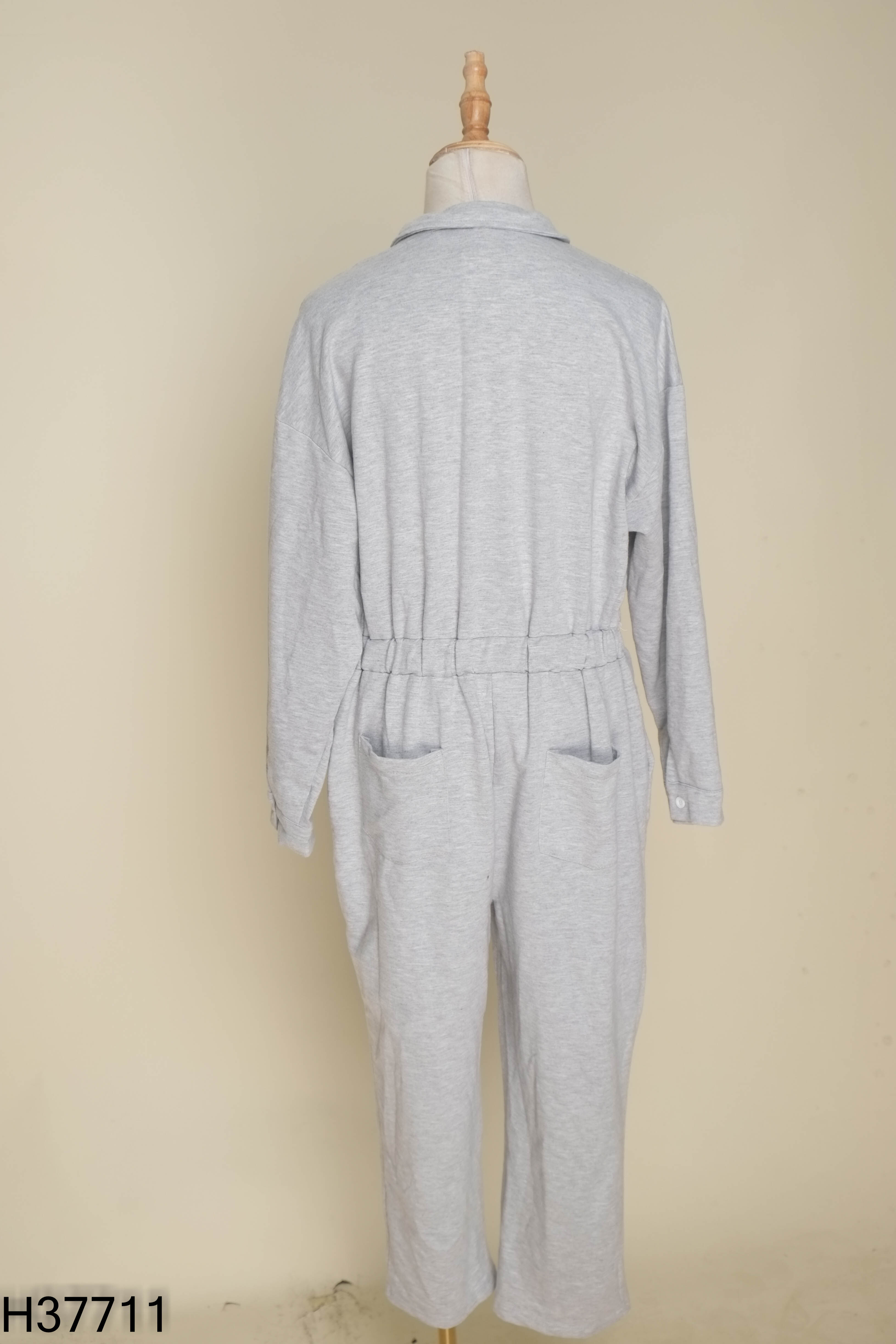 Jumpsuit xám cổ sơ mi