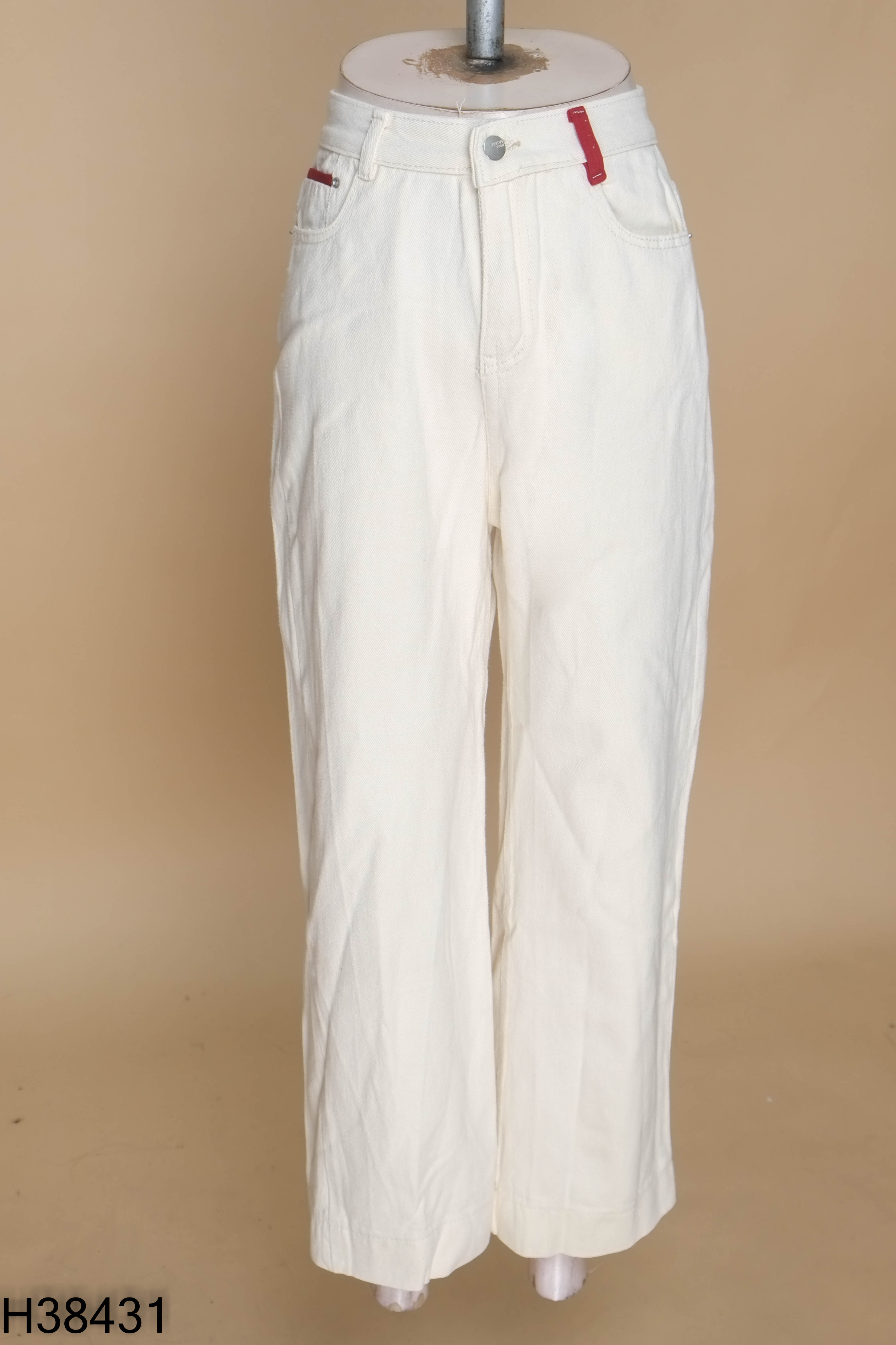 Quần jeans be