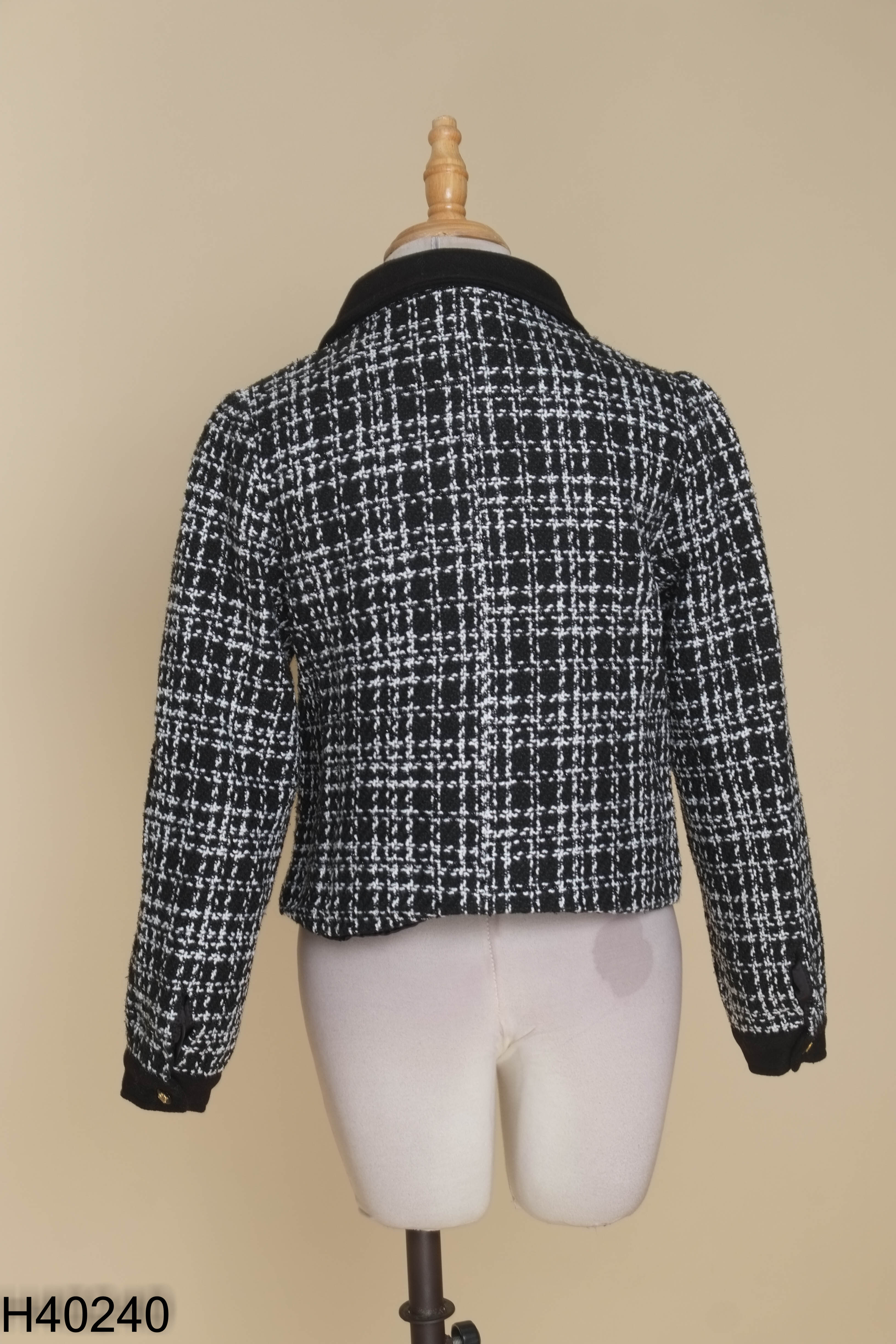 Áo dạ tweed len đen mix trắng ngắn