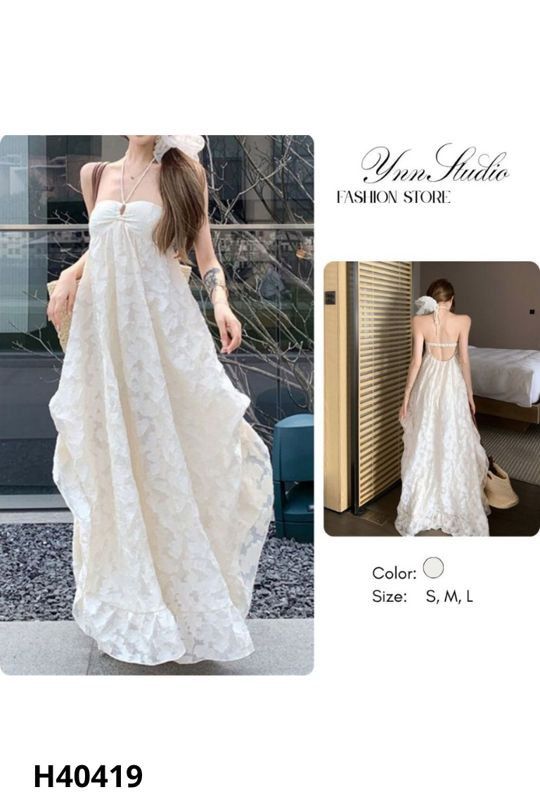 Váy voan be cổ yếm