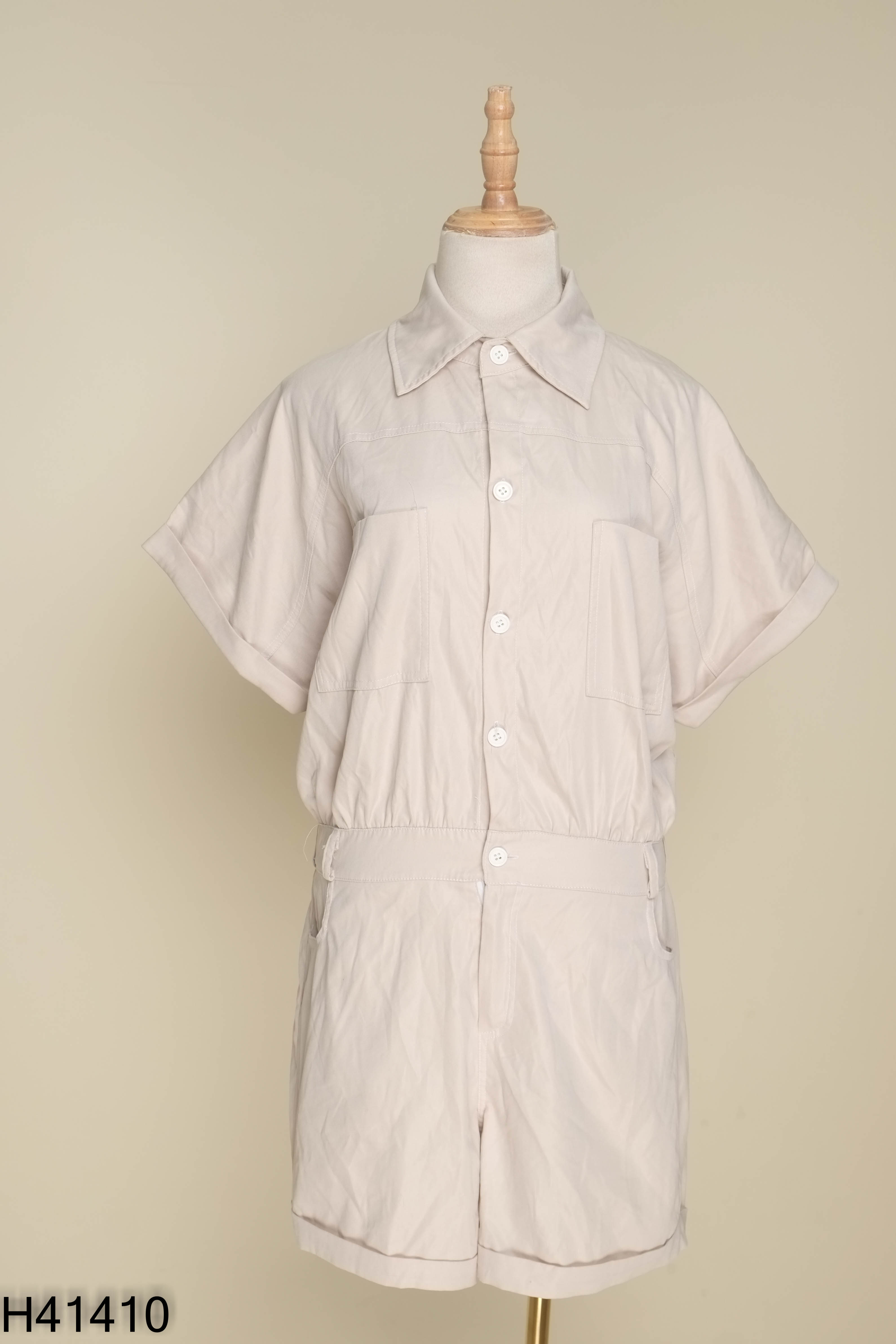Jumpsuit be trơn