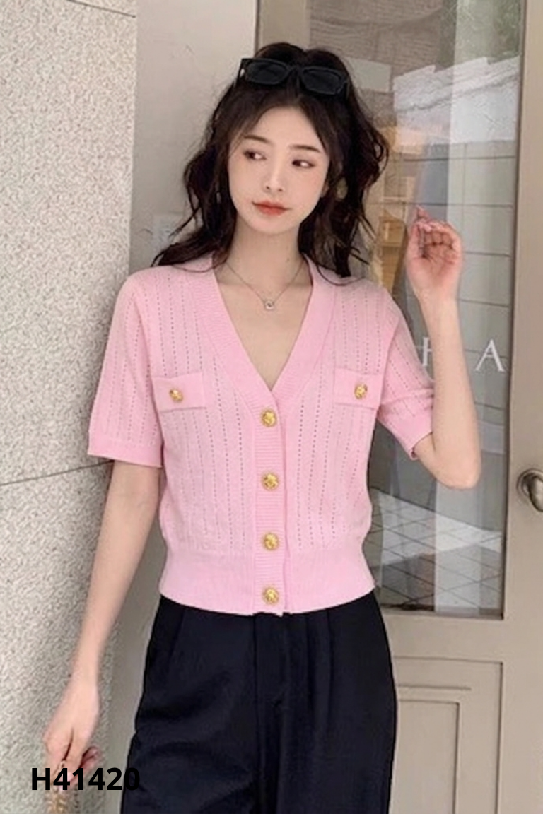 Áo len hồng cúc vàng