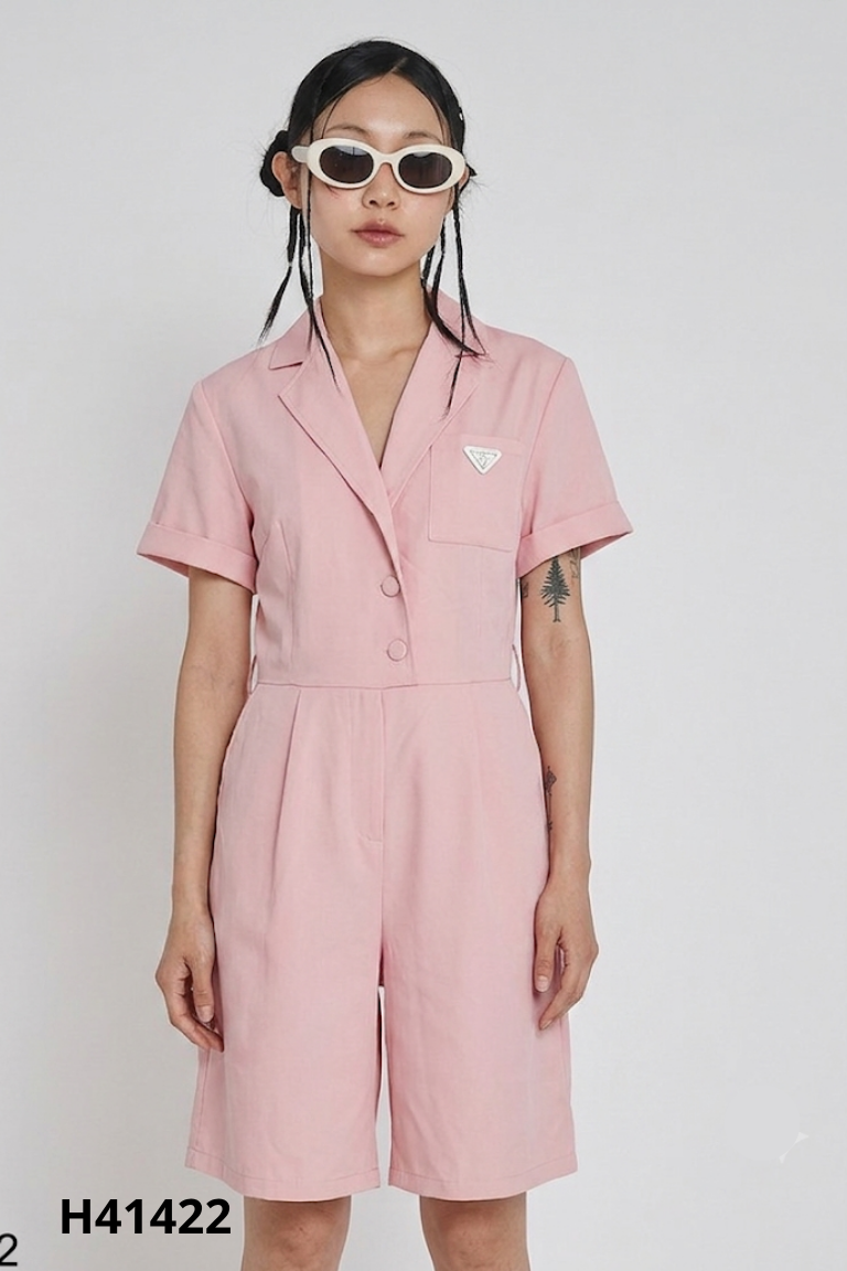 Váy hồng NEHH cổ vest