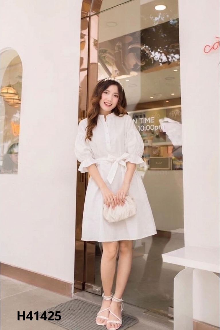 Váy trắng suông GOLD LABEL buộc eo
