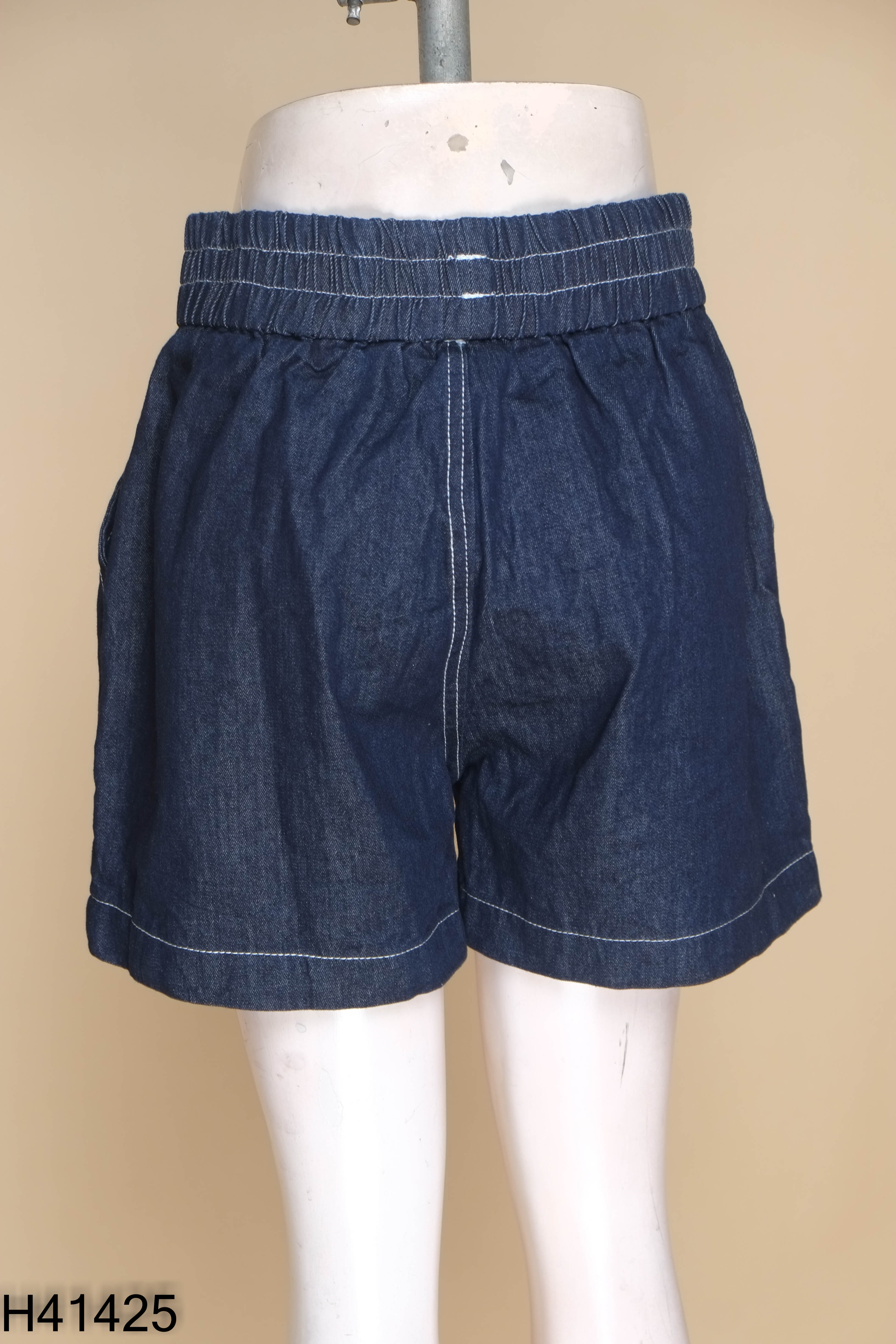 Quần shorts jeans xanh