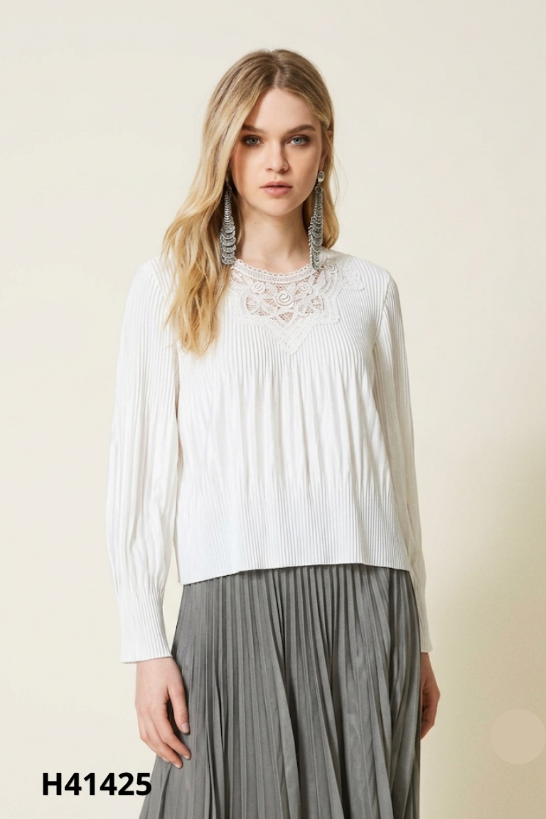 ÁO trắng HIGH FASHION phối ren nhún0