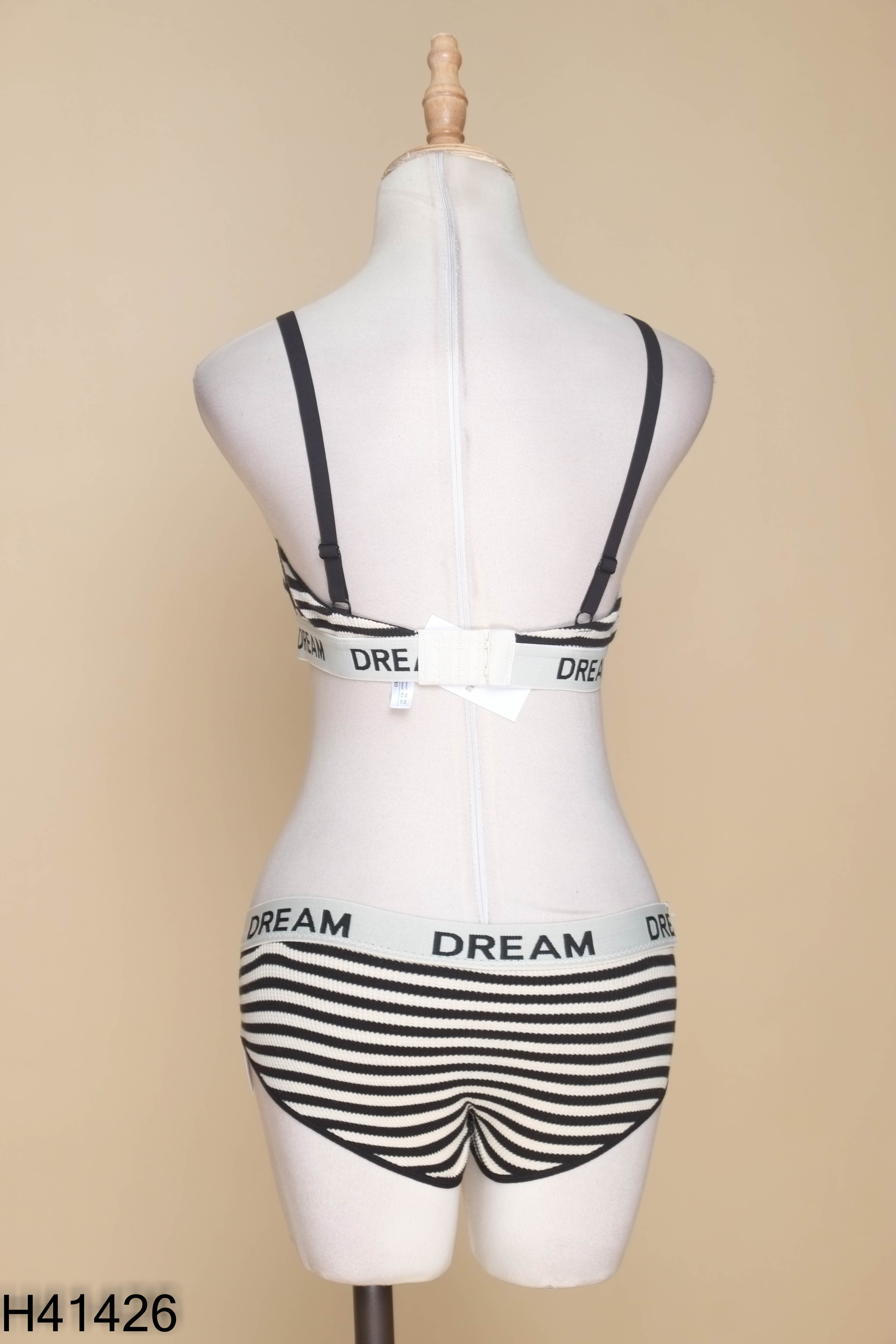 Set bikibi be kẻ DREAM