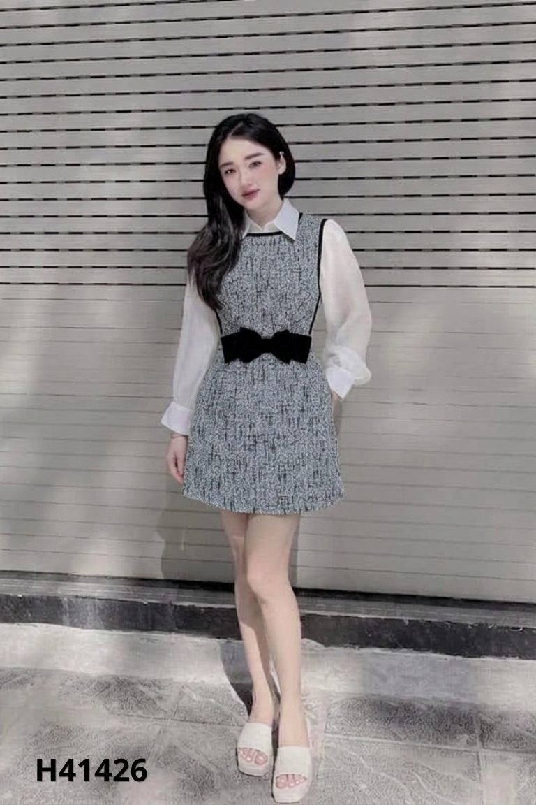Váy dạ đen đính nơ