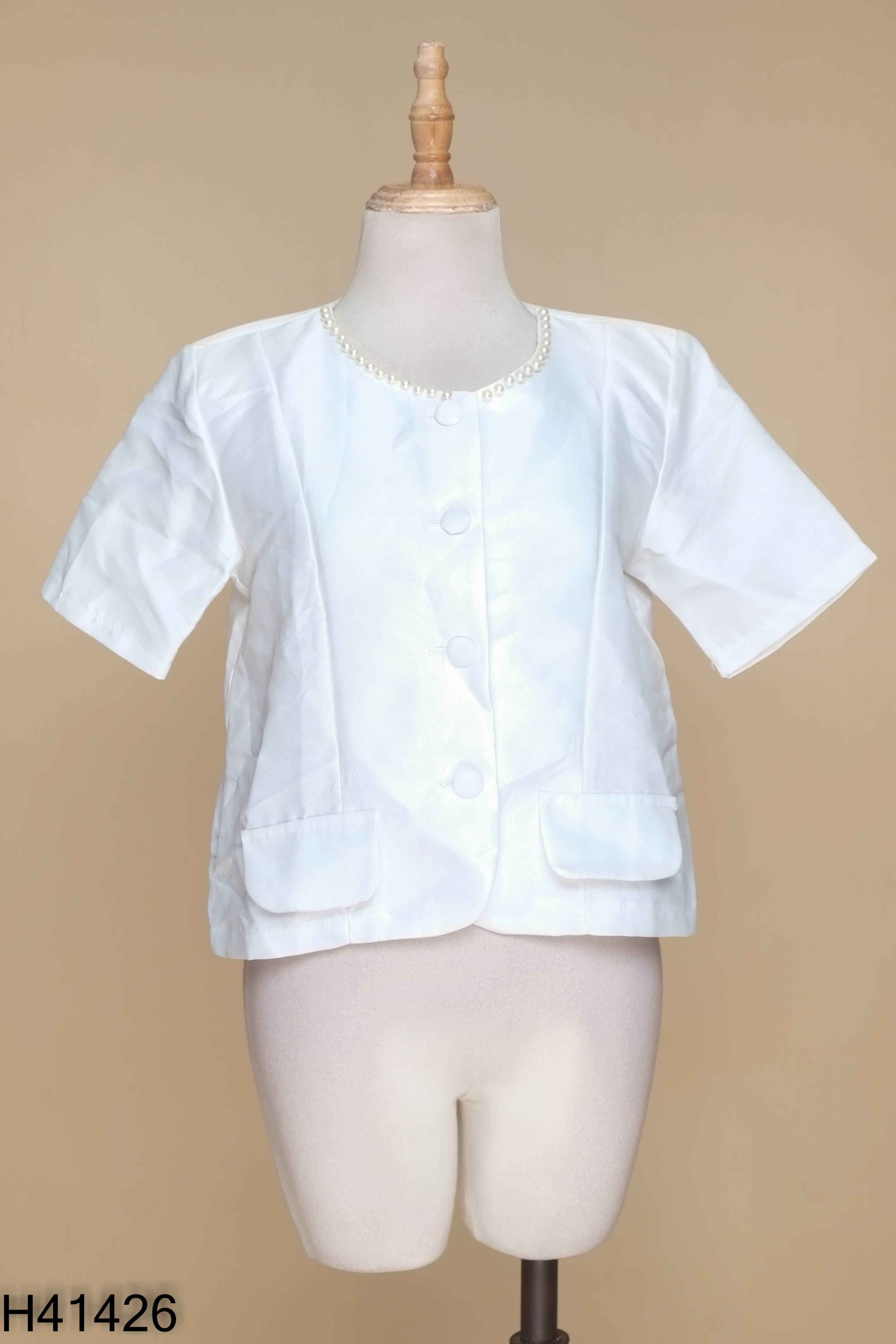 NEWTAG áo trắng cổ đính ngọc