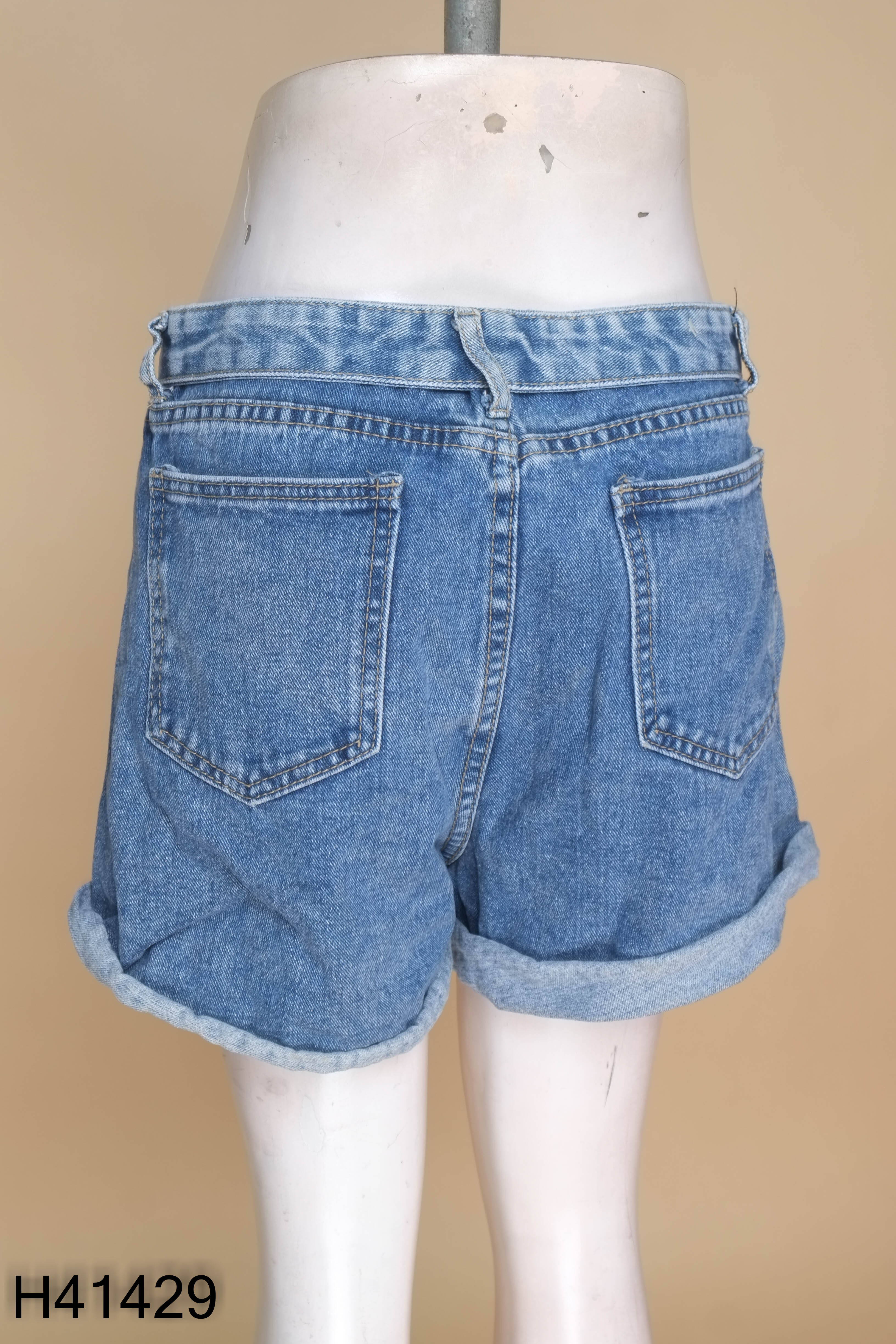 Quần shorts jeans xanh