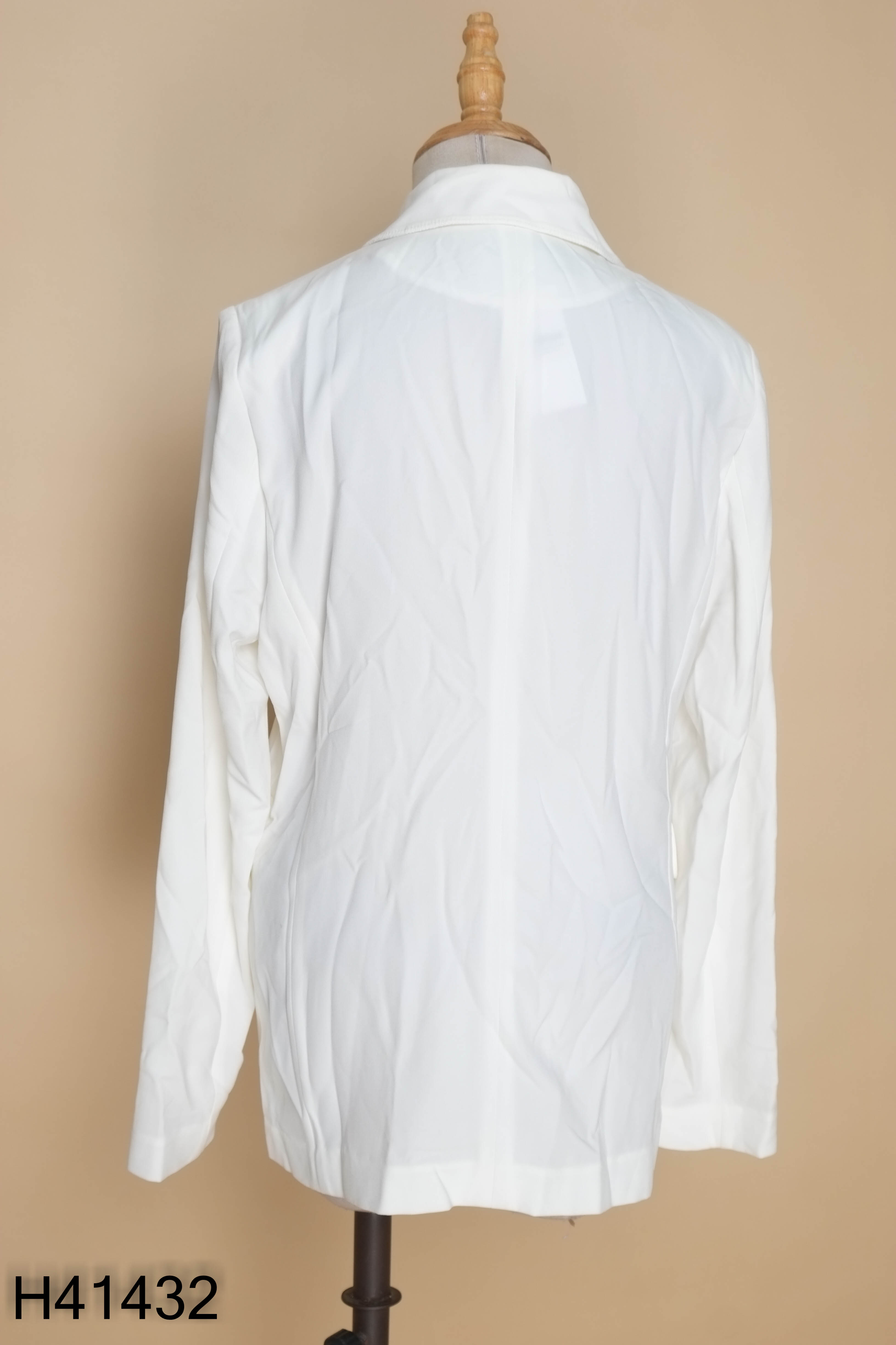 Áo blazer trắng ZME