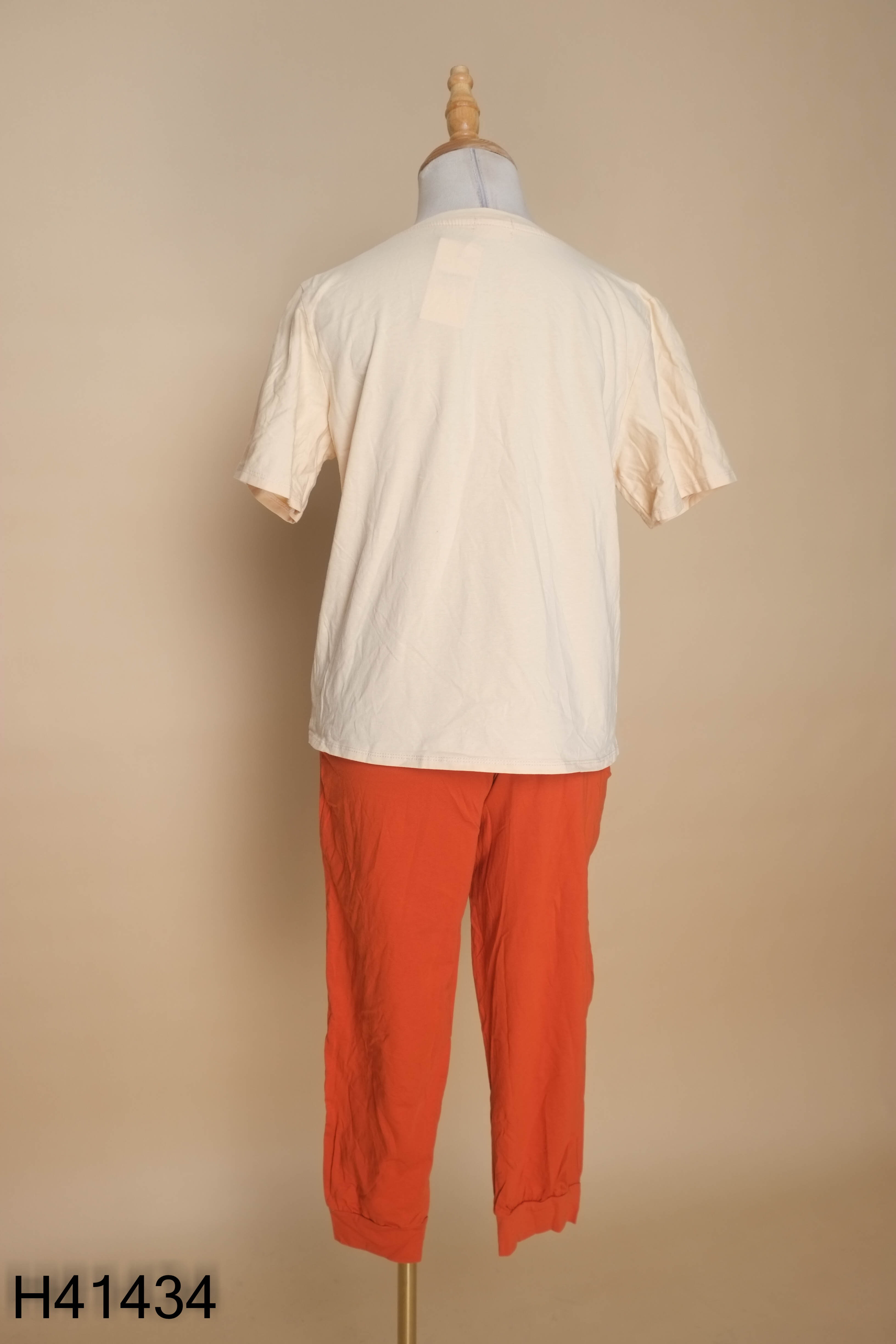 Set đồ vàng J&Y+quần cam