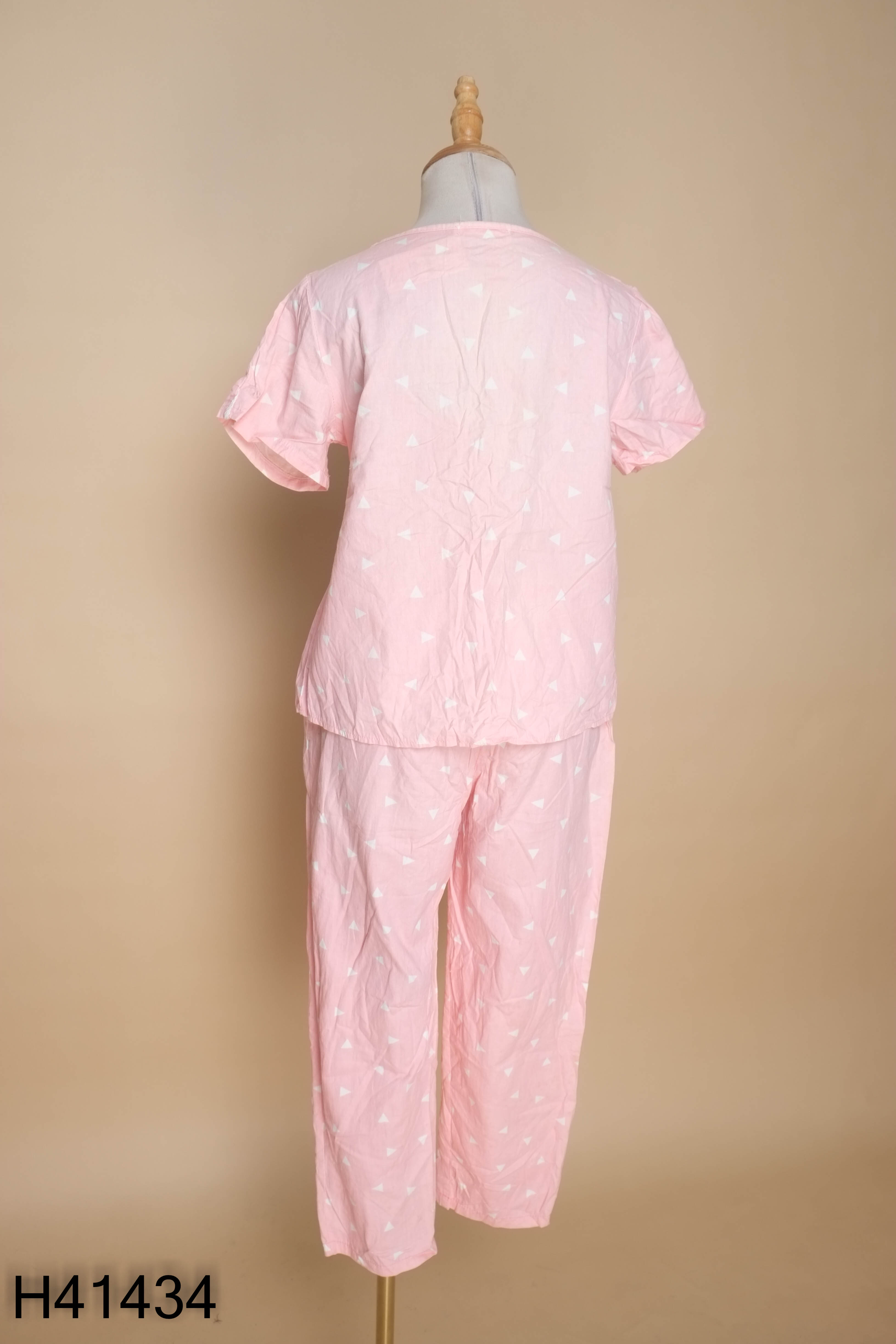 Set bộ hồng PRETTY+quần