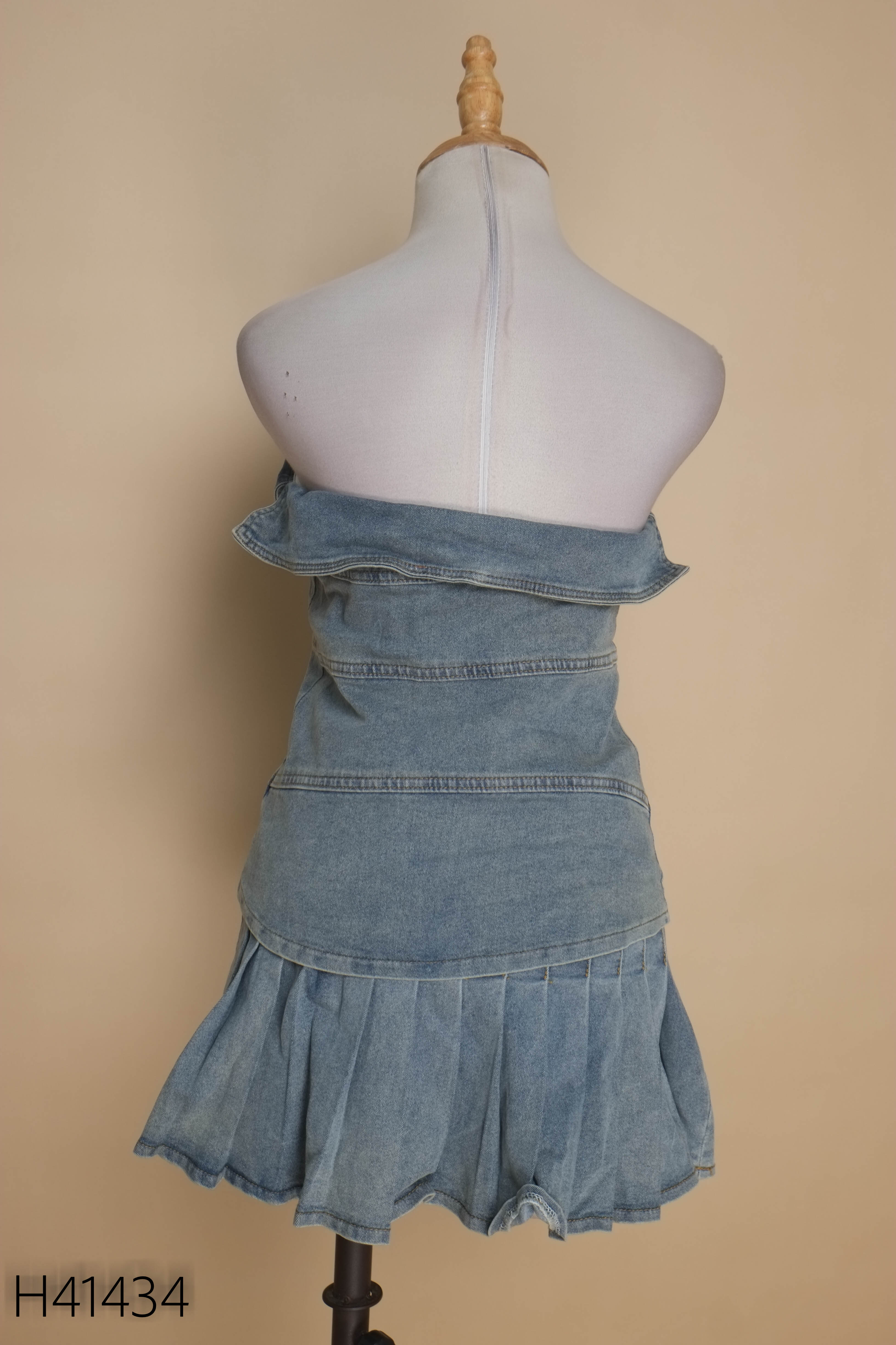 Set jeans xanh quây+váy xếp li