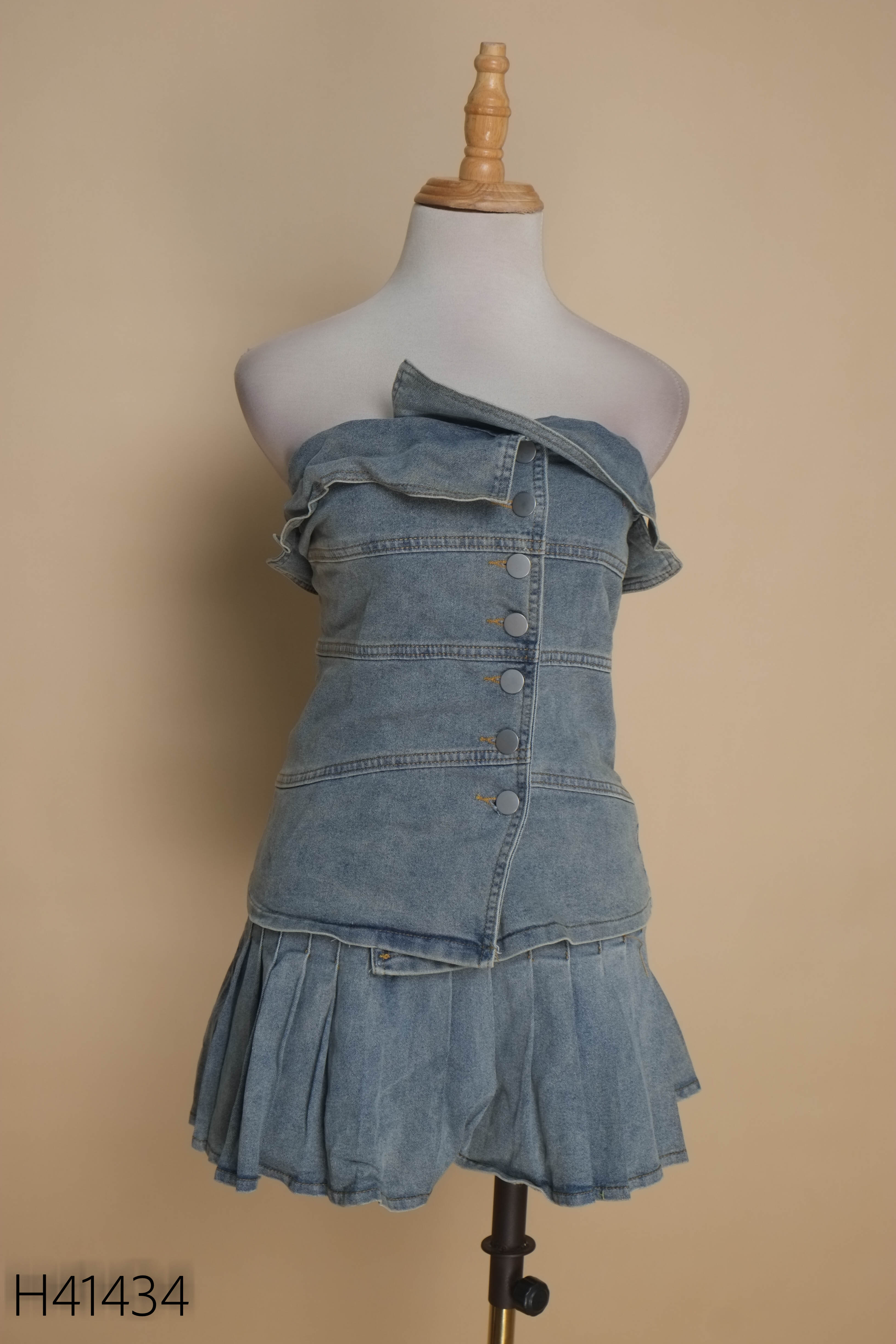 Set jeans xanh quây+váy xếp li