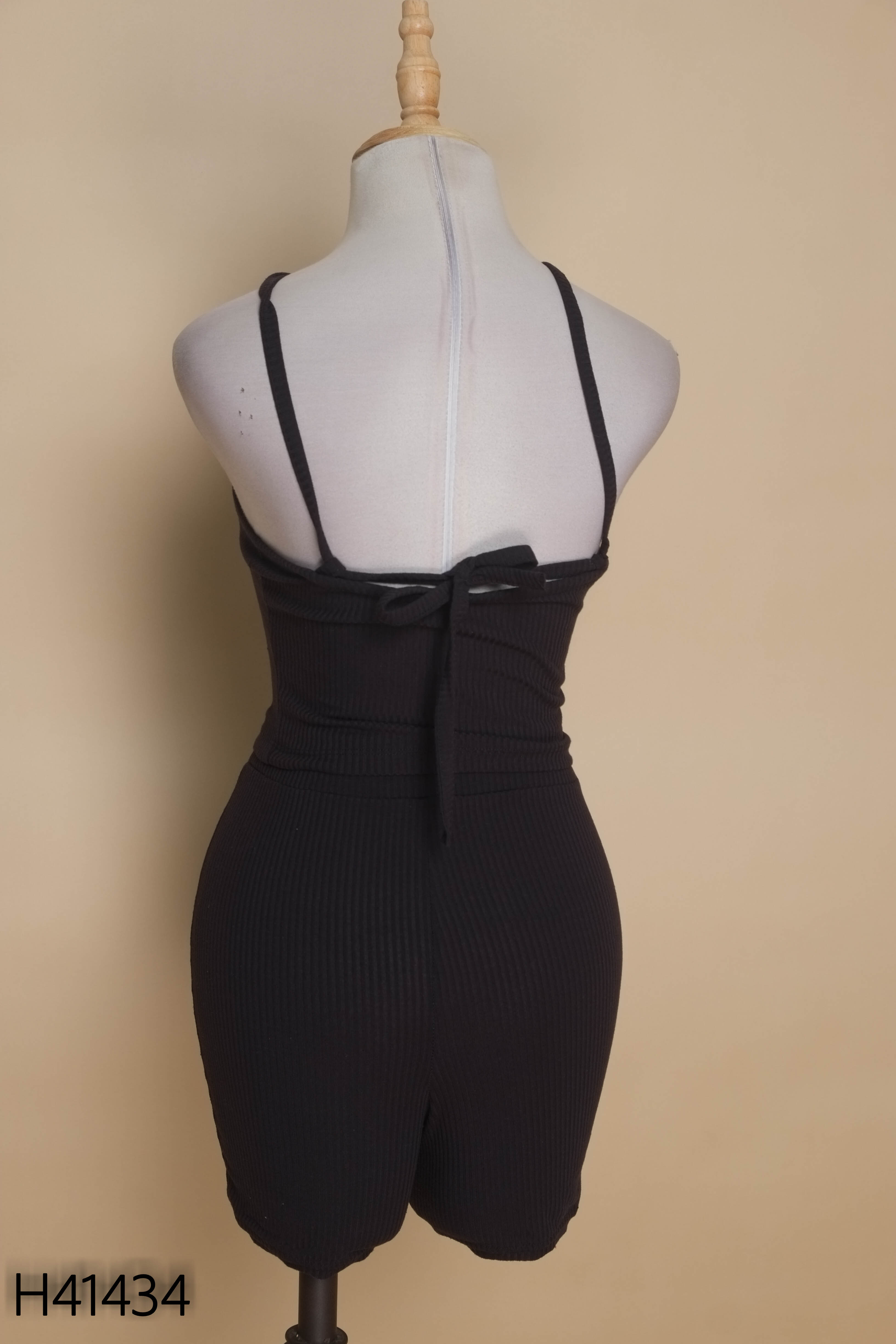 Set áo yếm + quần short đen