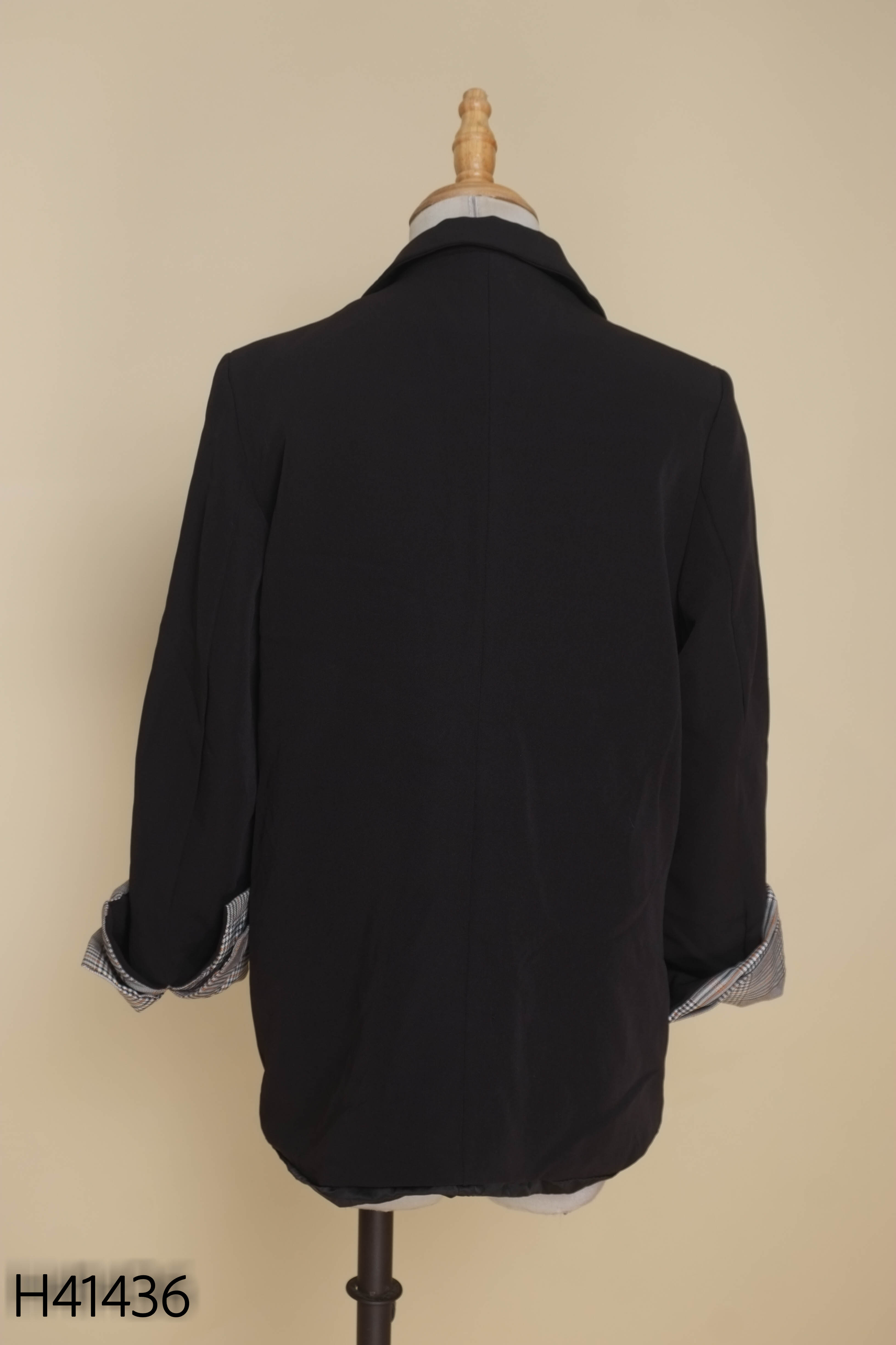 Áo blazer đen trơn
