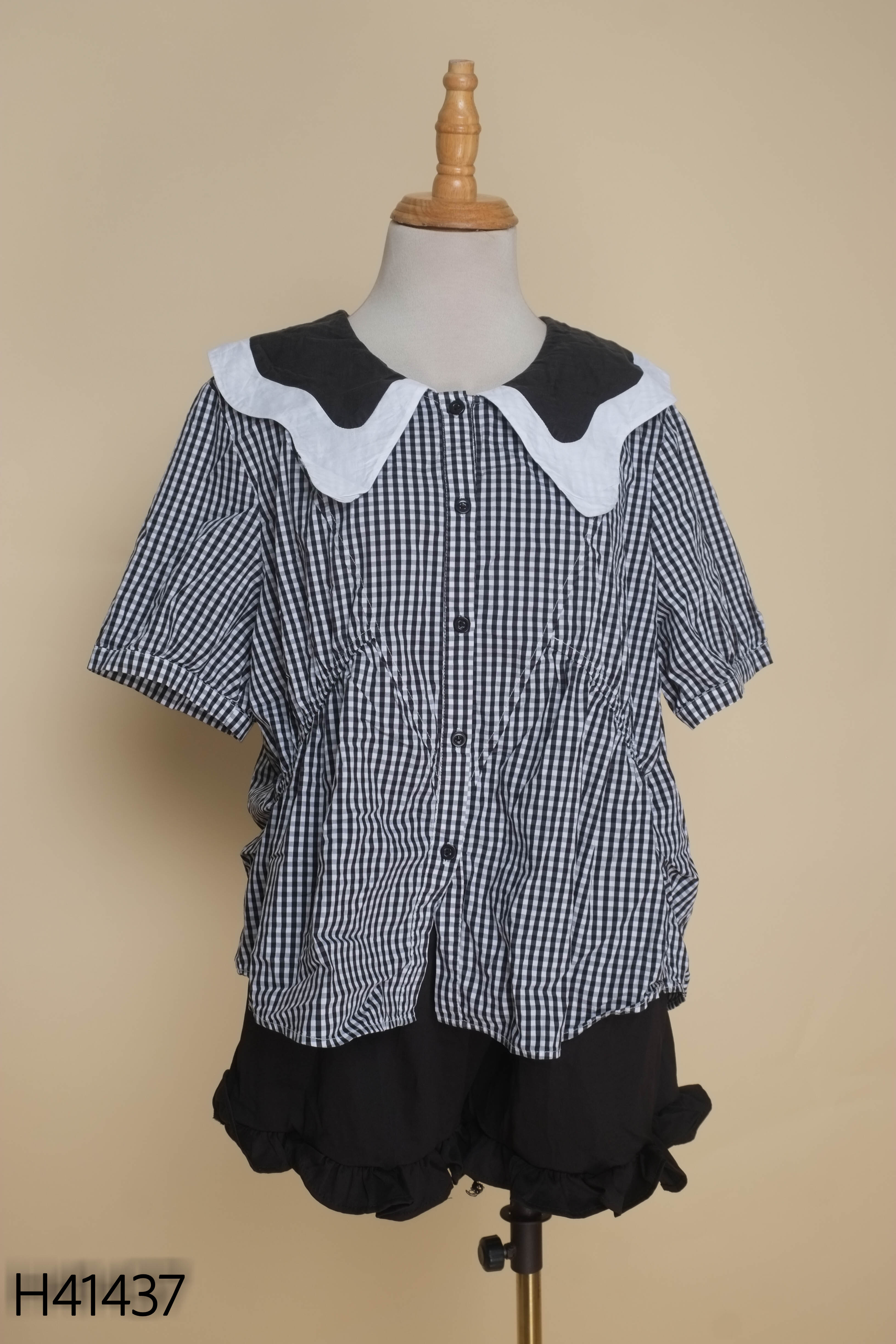 Set áo bèo kẻ+quần đen bèo
