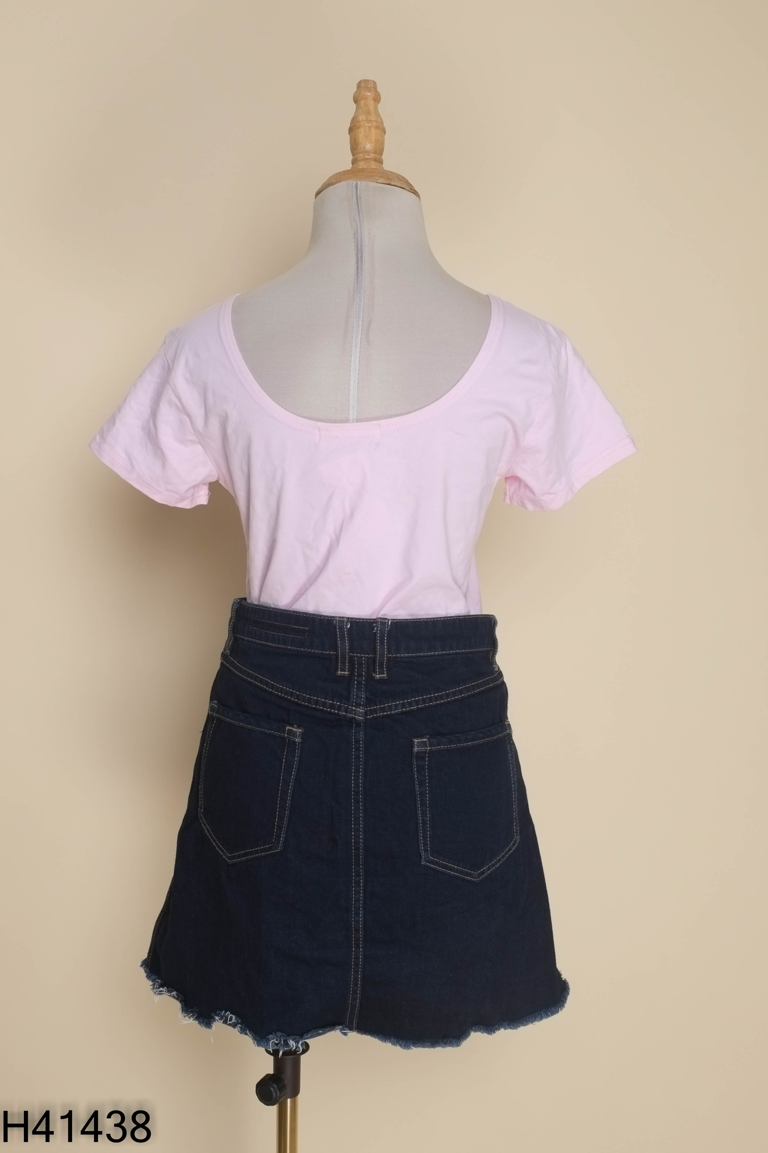 SET Áo thun hồng + chân váy jean xanh