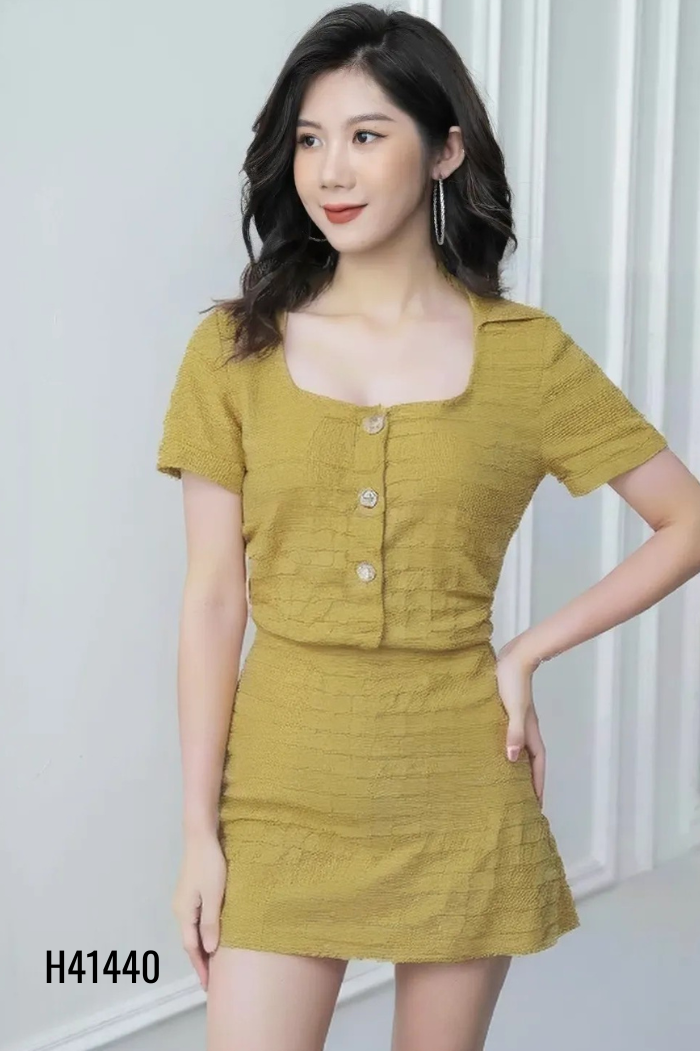 Set Áo xanh vàng phối cúc + chân váy