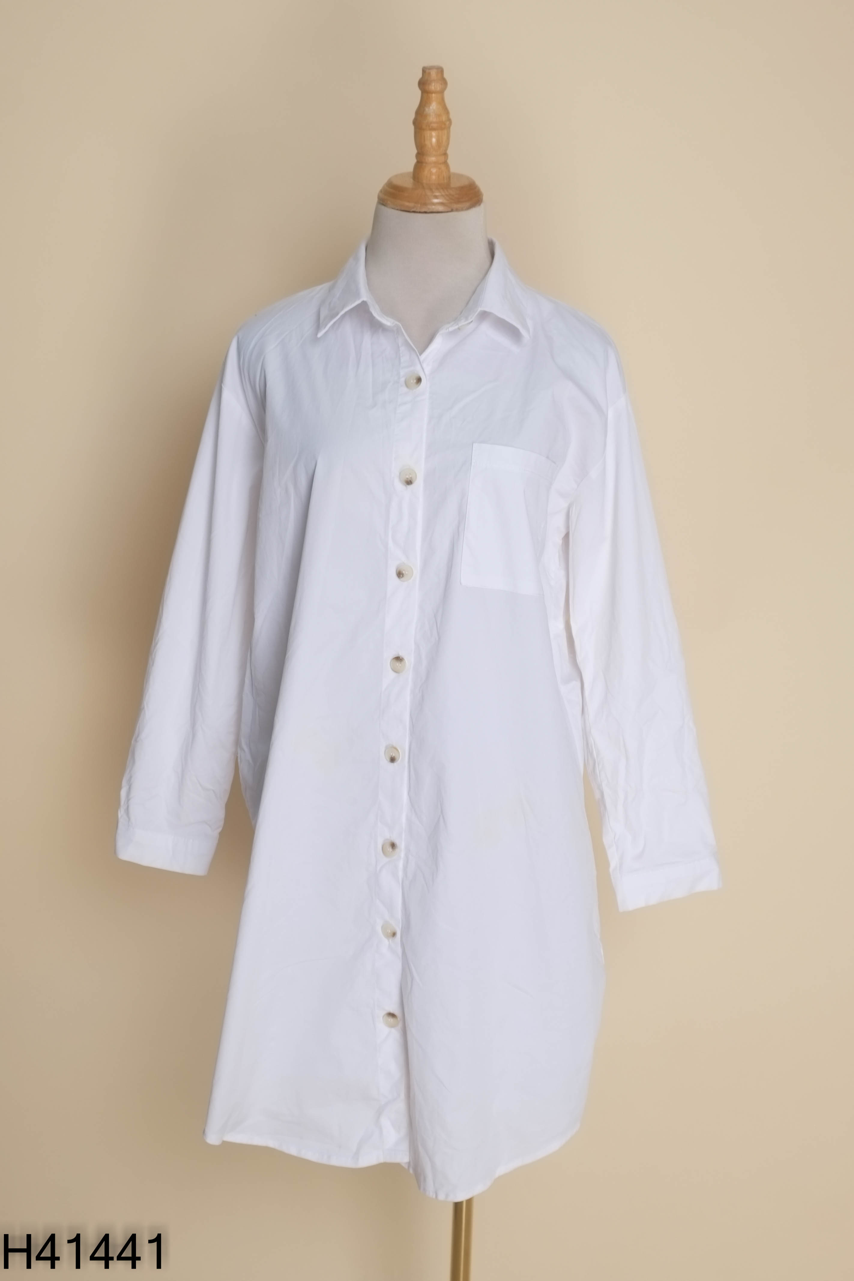 Váy trắng lưng xoắn