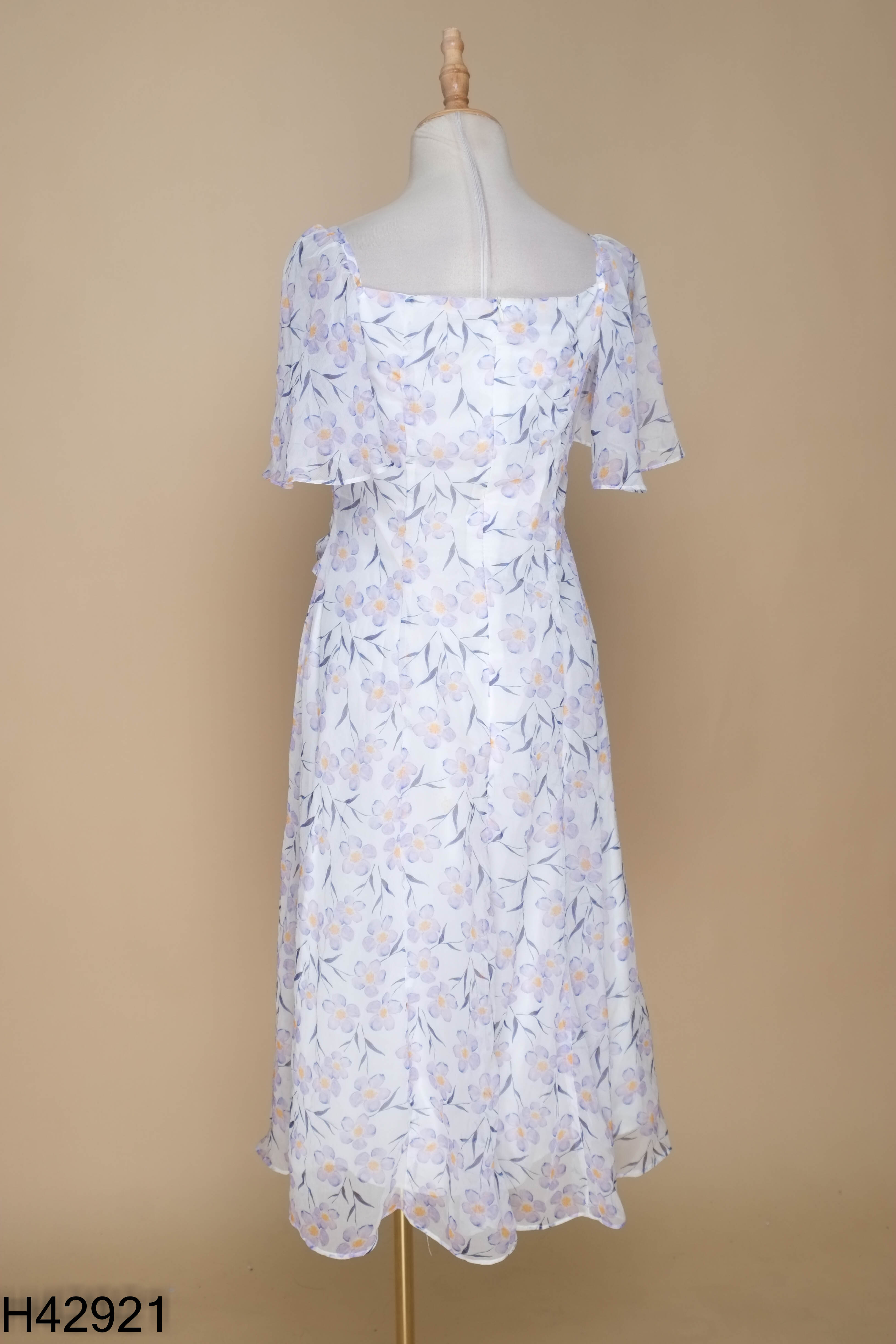 NEWTAG Váy OLV Boutique trắng hoa tím