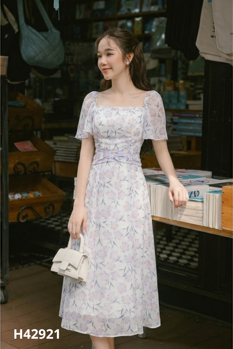 NEWTAG Váy OLV Boutique trắng hoa tím