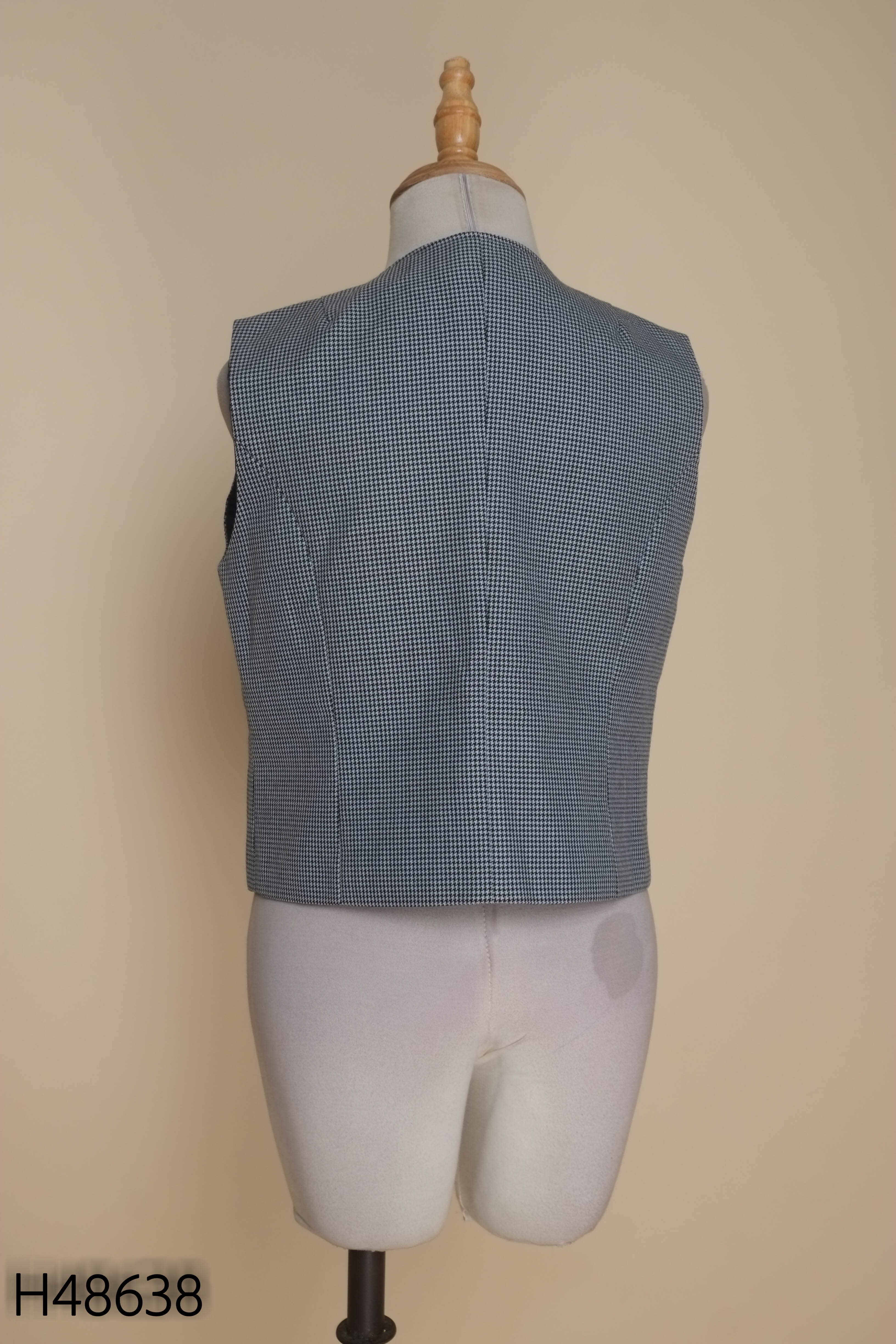 Áo gile đen SCHOOL SUITS họa tiết