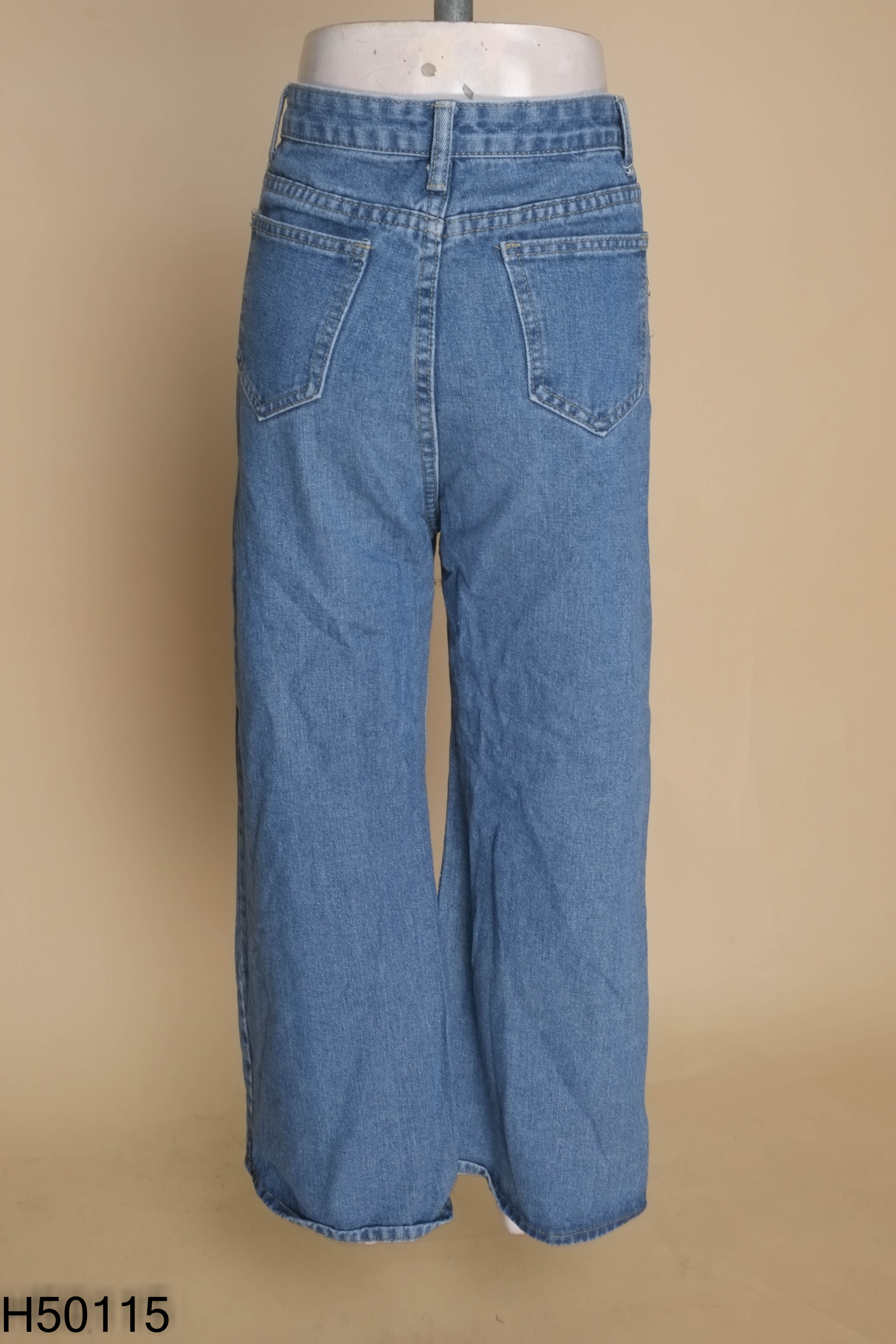 Quần jeans suông xanh trơn